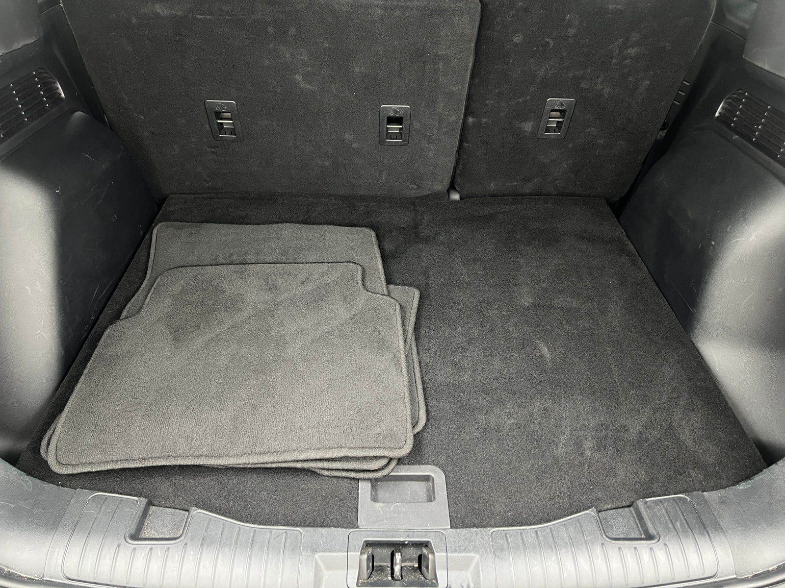 Thumbnail: 2025 Ford Escape - 6