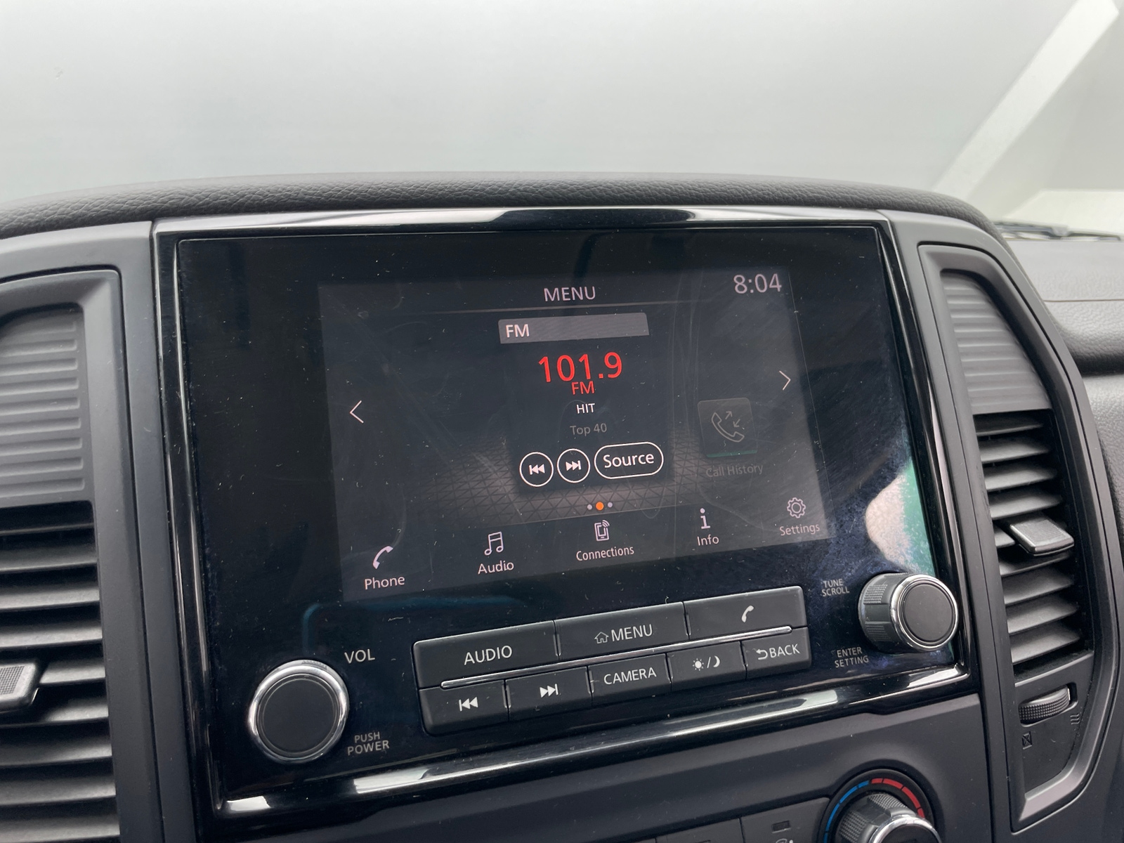 Thumbnail: 2022 Nissan Titan - 4