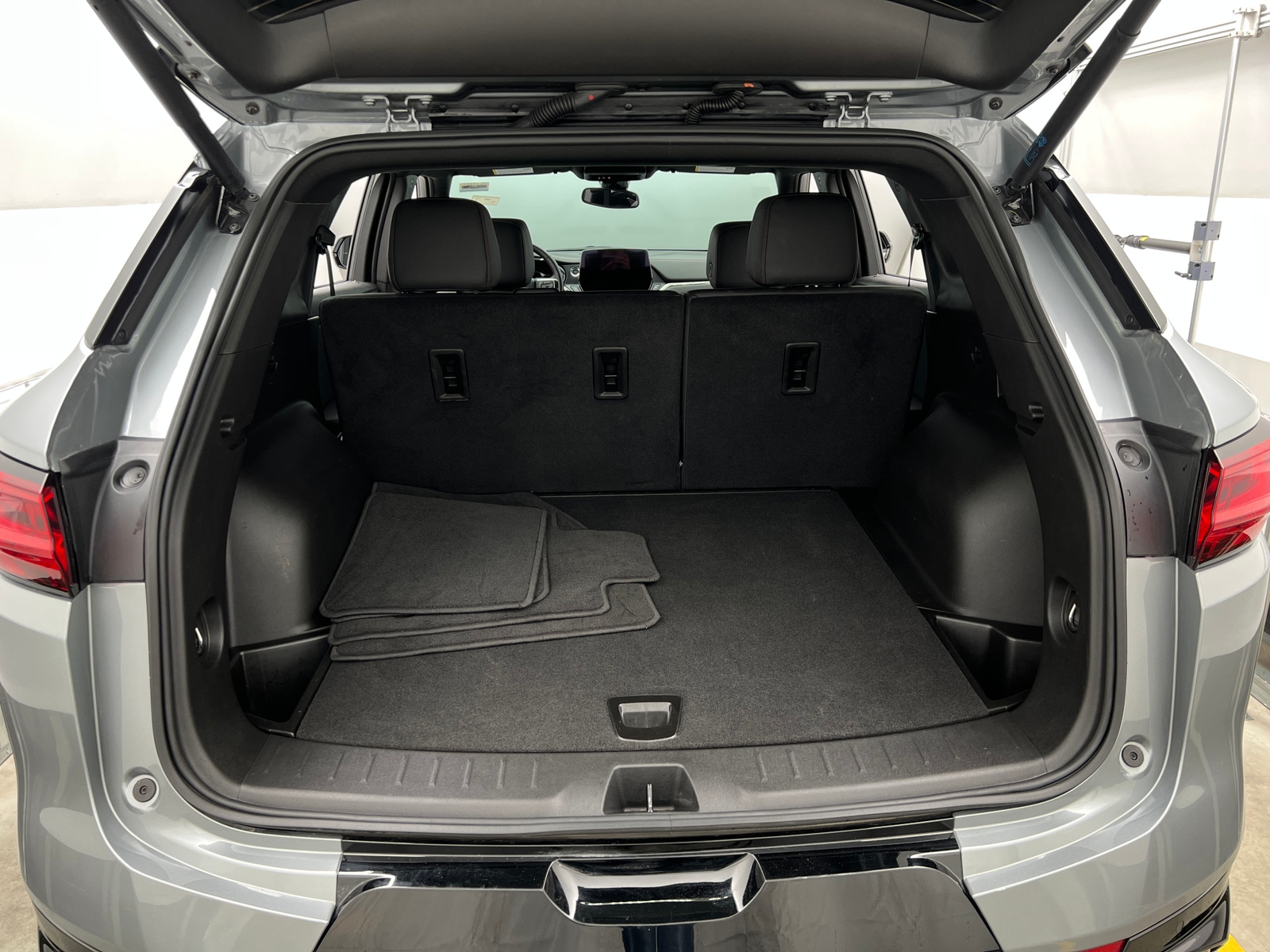 Thumbnail: 2025 Chevrolet Blazer - 7