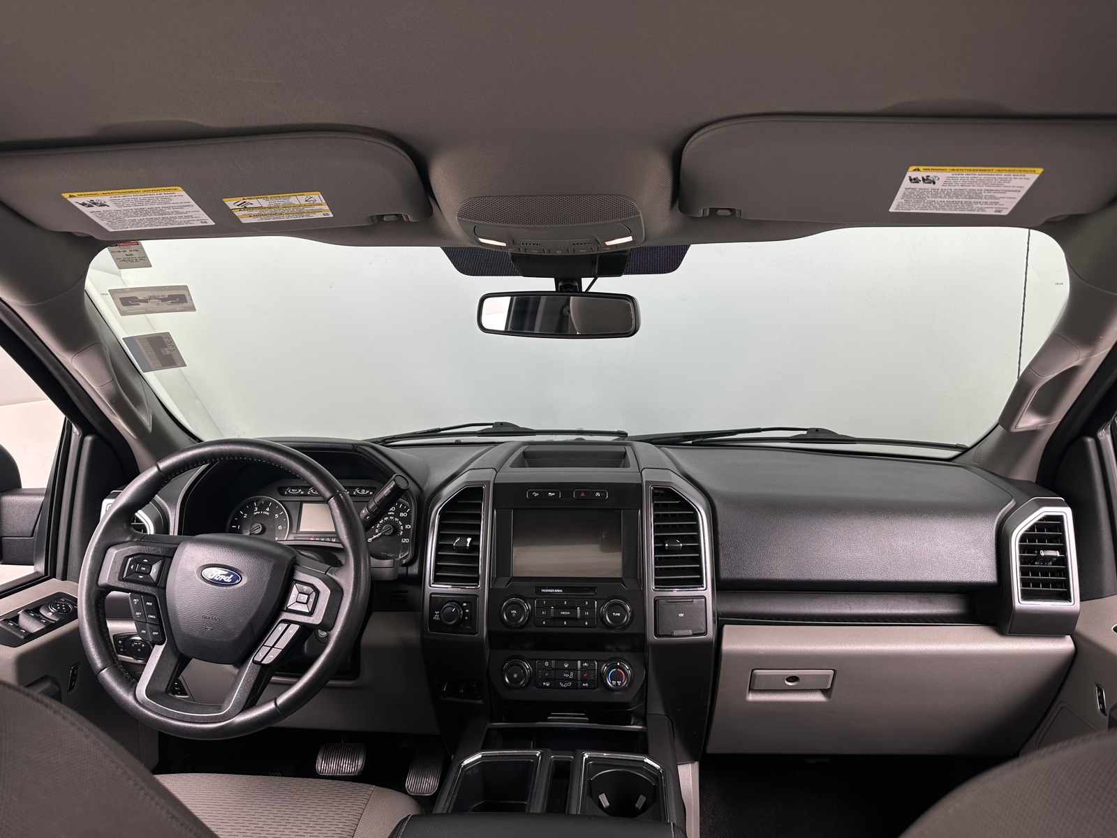 Thumbnail: 2019 Ford Econoline - 3