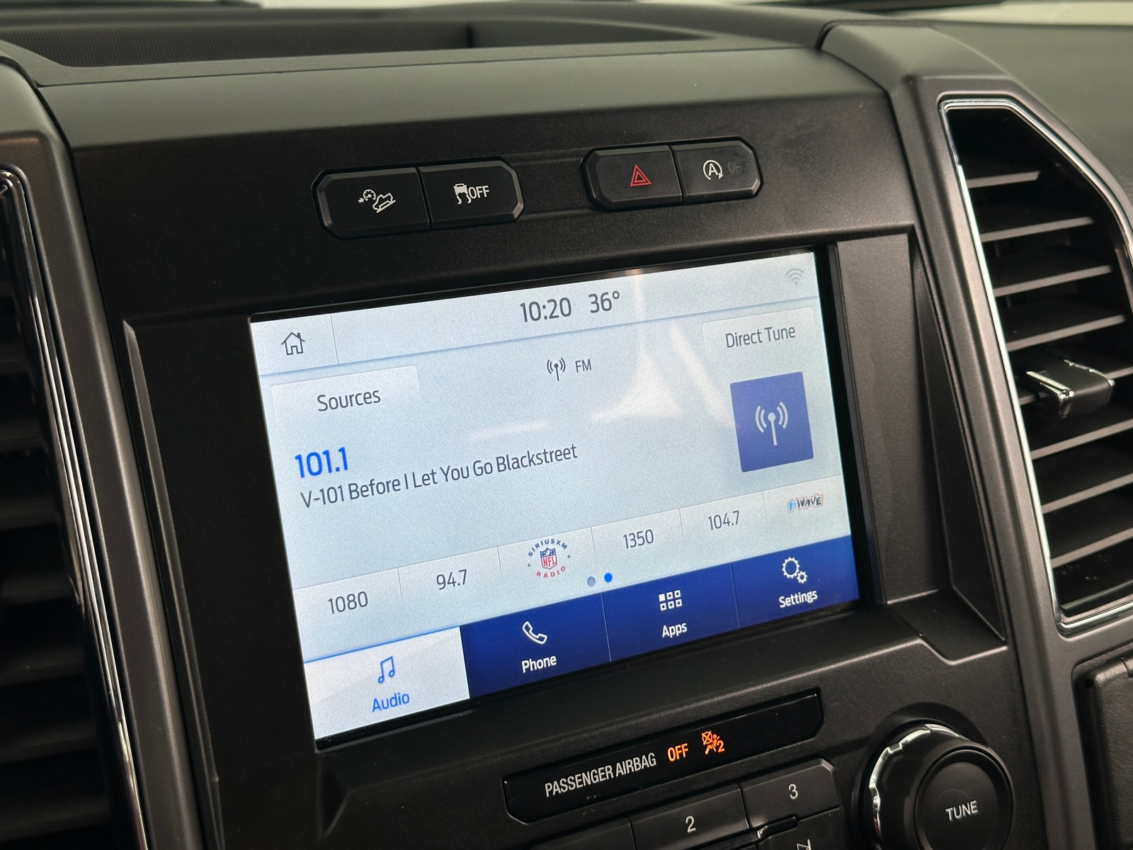 Thumbnail: 2019 Ford Econoline - 4