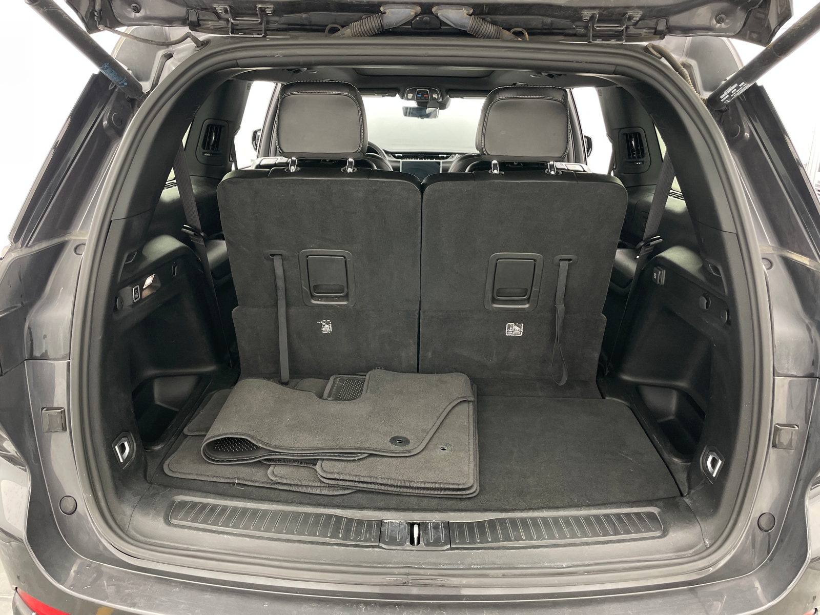 Thumbnail: 2024 Jeep Grand Cherokee L - 6