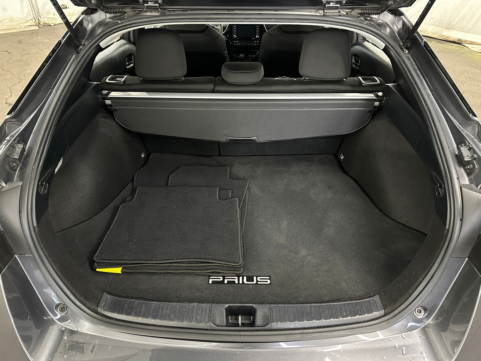 Thumbnail: 2021 Toyota Prius - 7