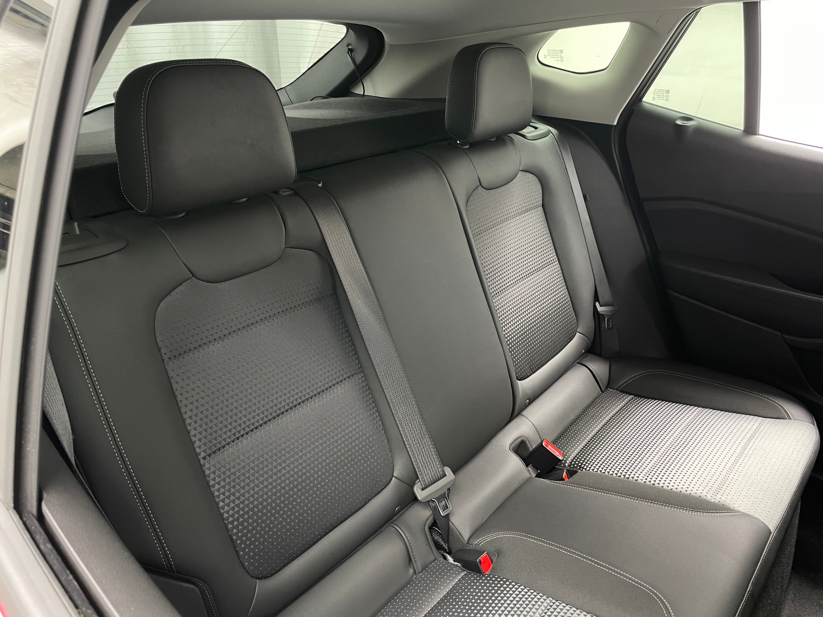 Thumbnail: 2025 Chevrolet Trax - 6