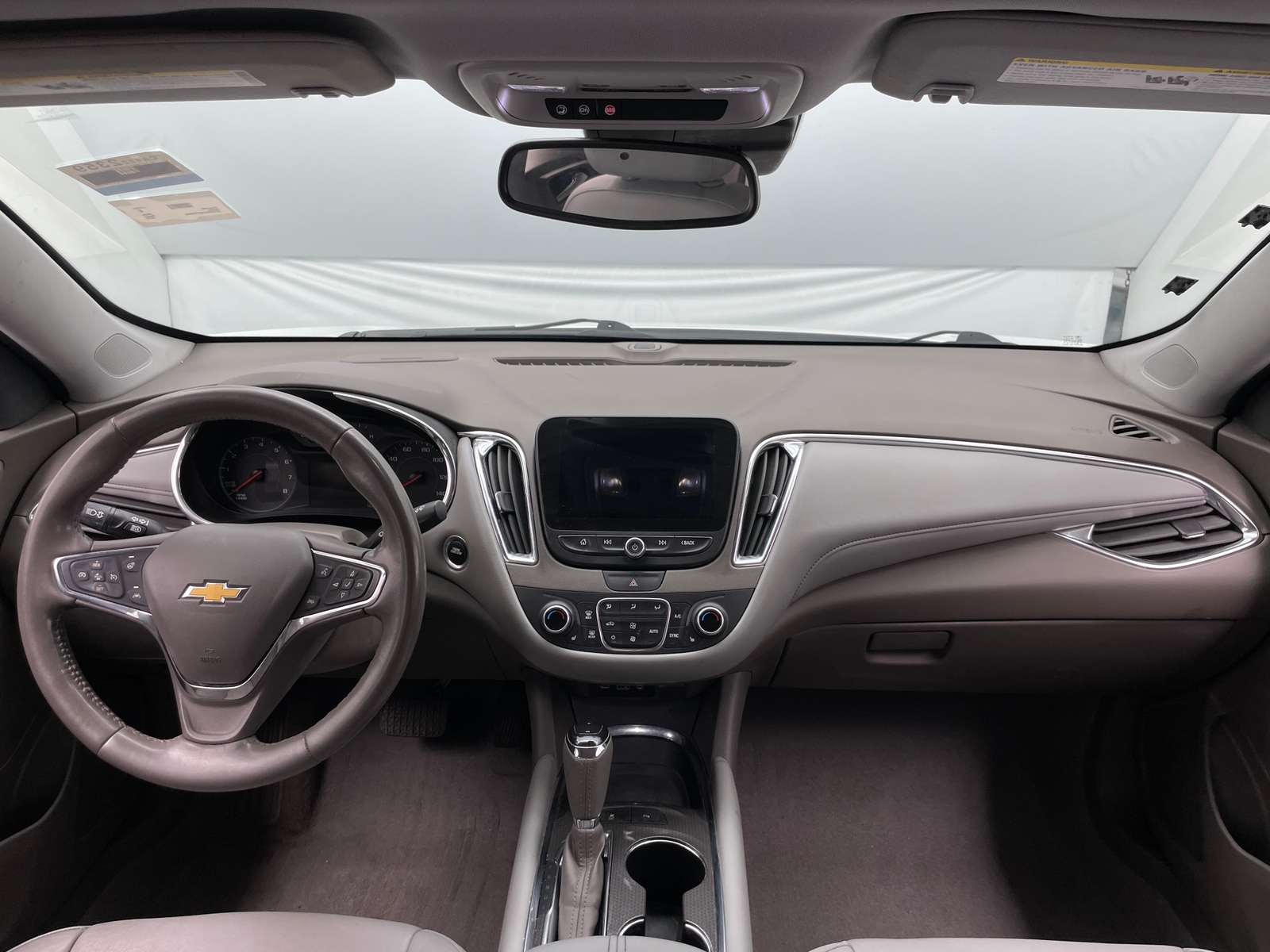 Thumbnail: 2019 Chevrolet Malibu - 3