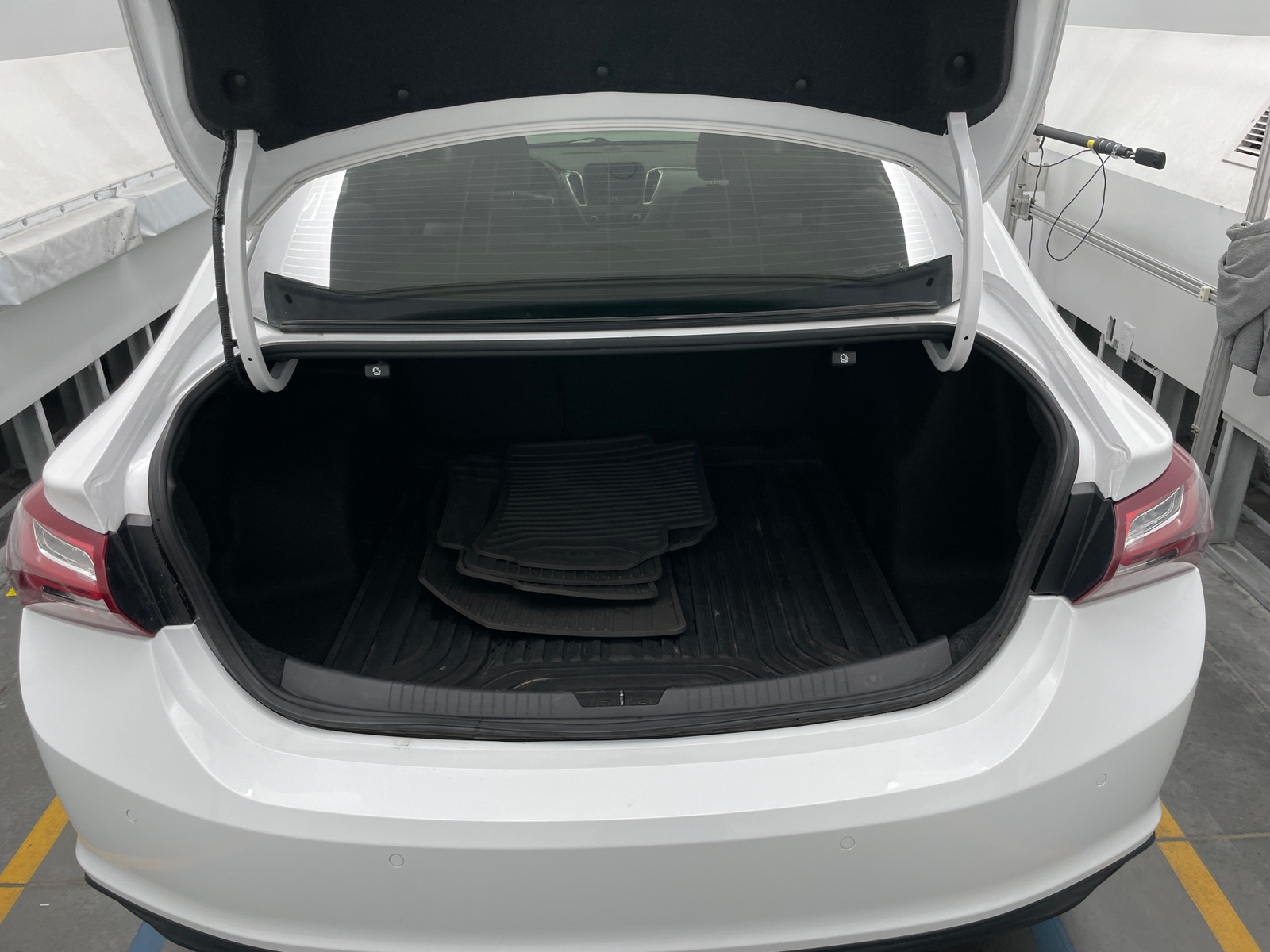 Thumbnail: 2019 Chevrolet Malibu - 7