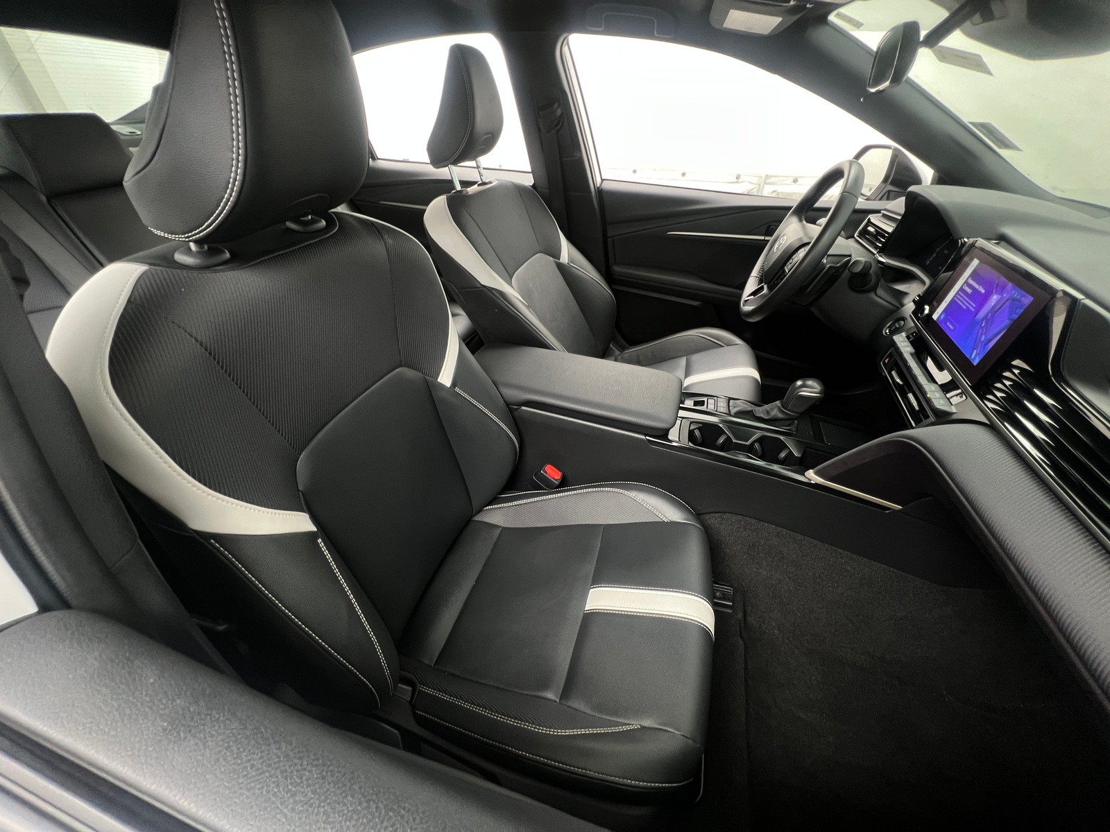 Thumbnail: 2025 Toyota Camry - 2