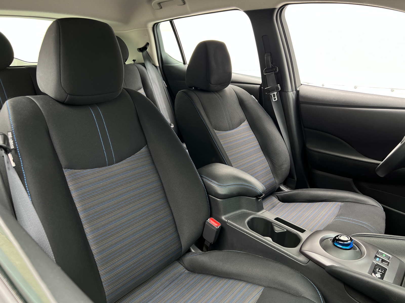 Thumbnail: 2023 Nissan Leaf - 2