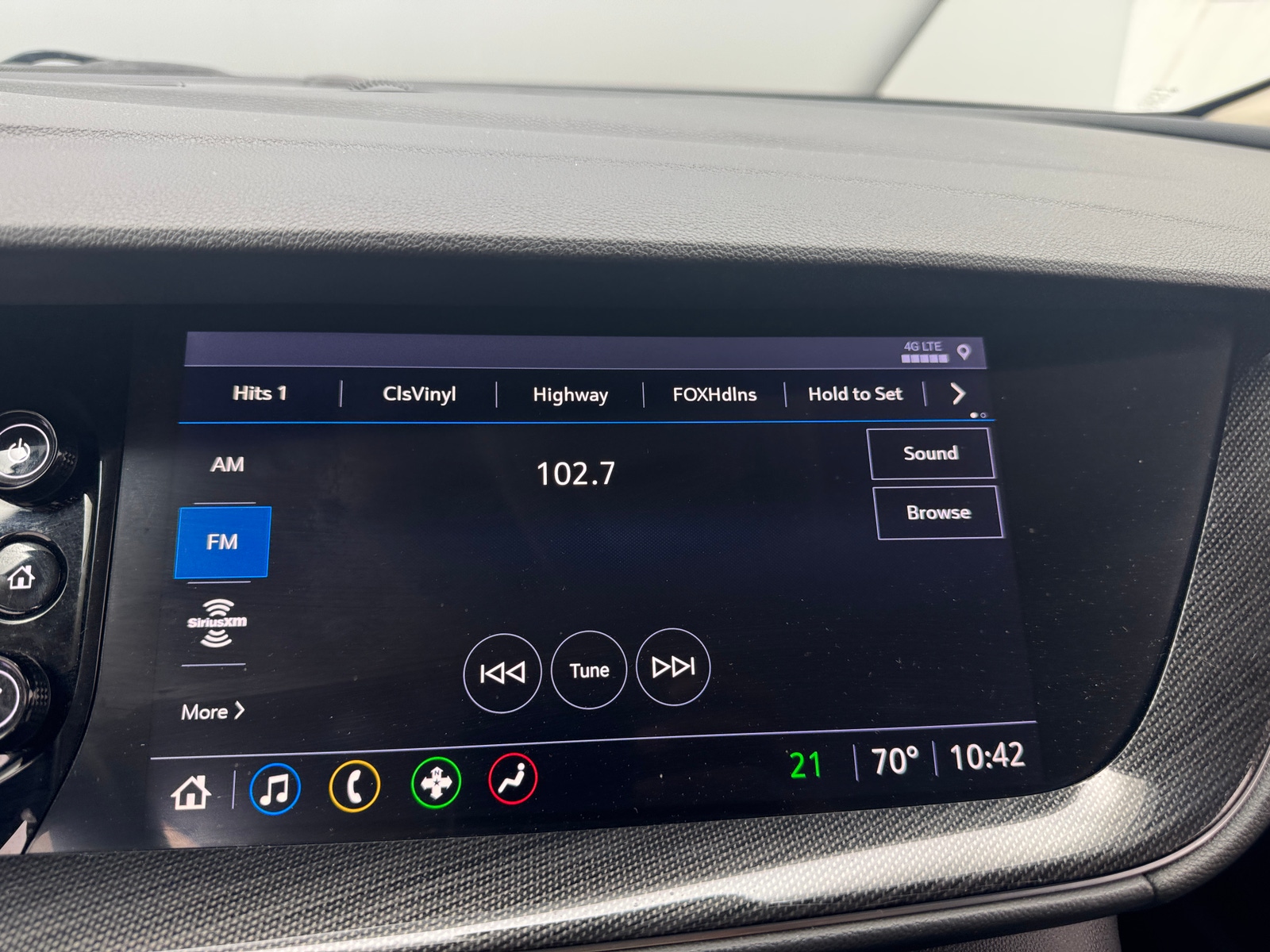 Thumbnail: 2021 Buick Envision - 3