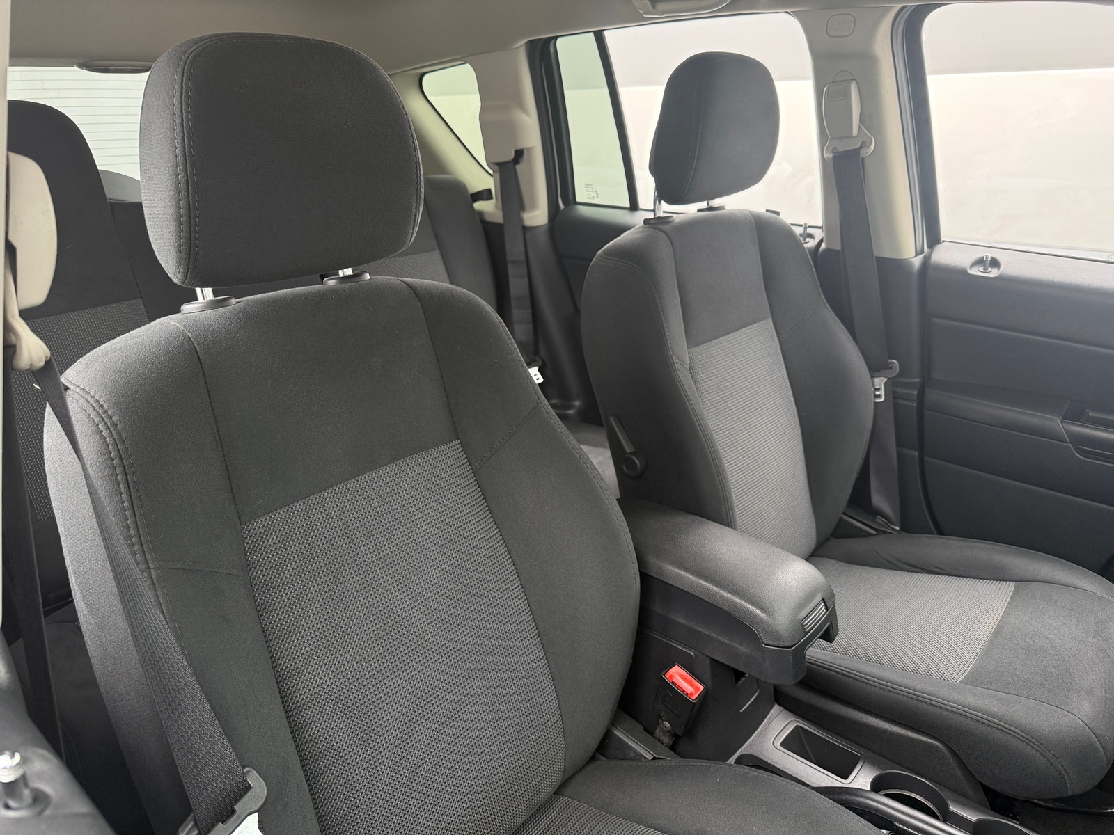 Thumbnail: 2015 Jeep Compass - 2