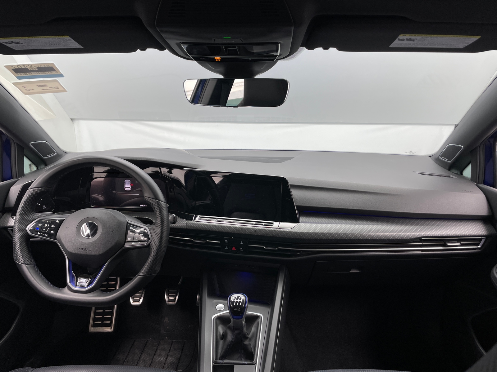 Thumbnail: 2022 Volkswagen Golf - 2