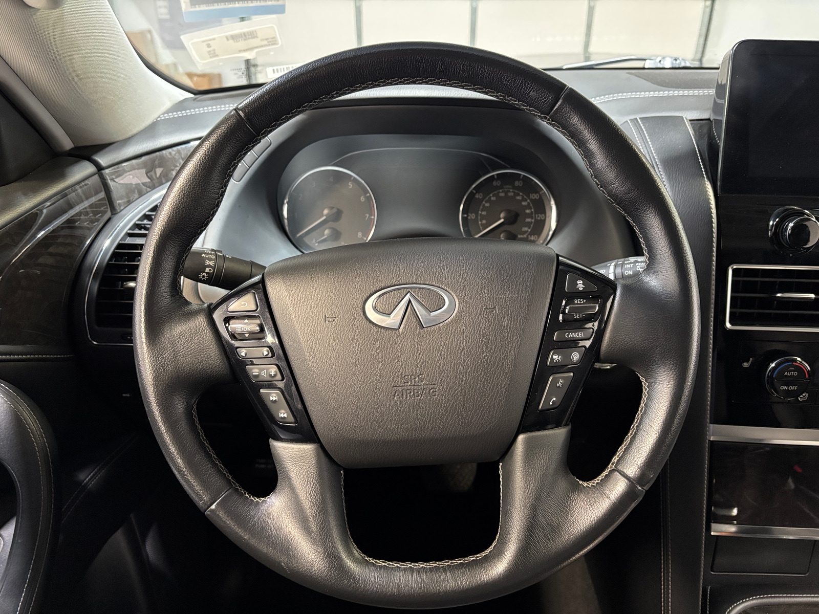 Thumbnail: 2024 INFINITI QX80 - 4