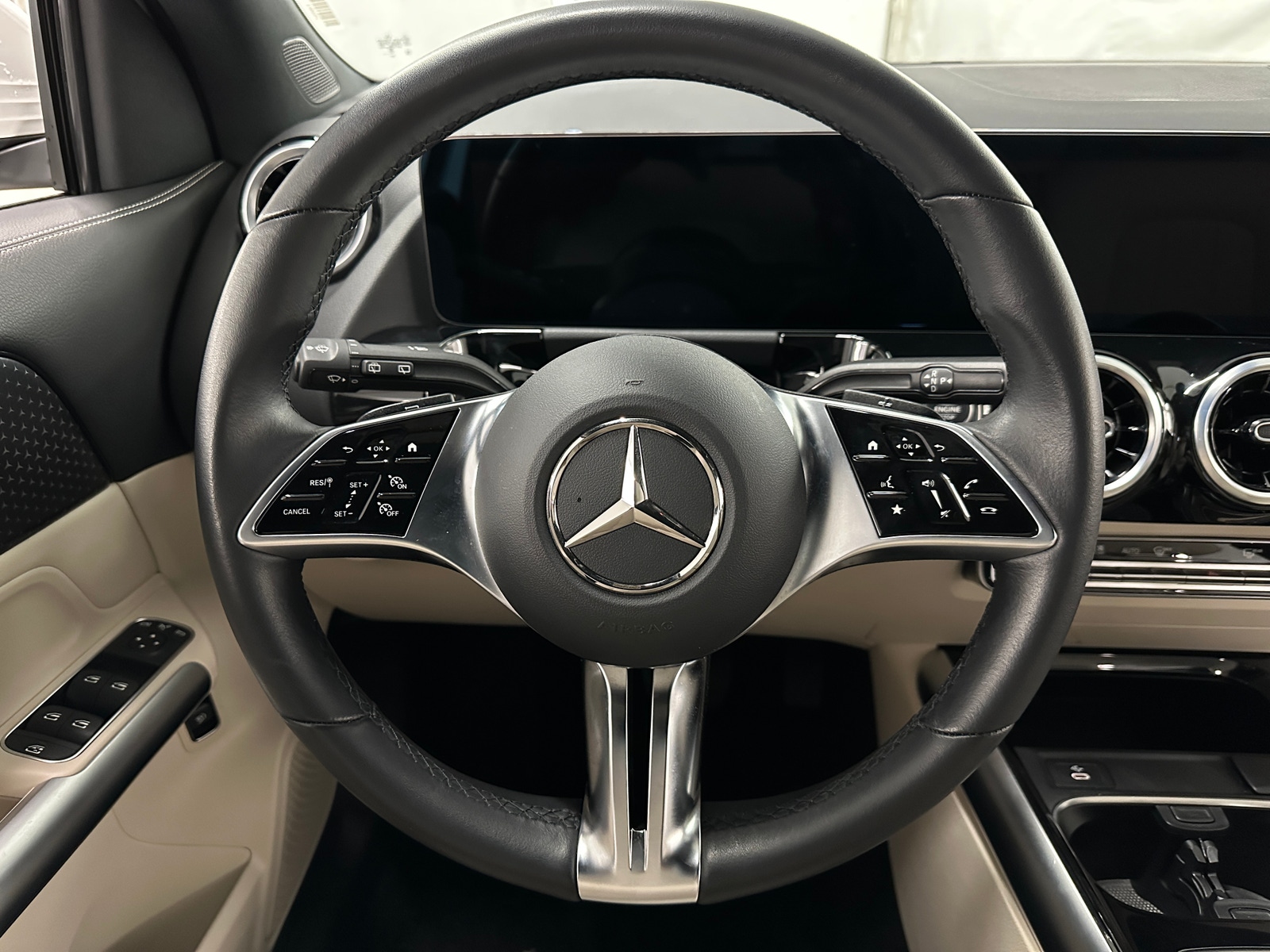 Thumbnail: 2025 Mercedes-Benz GLA - 4