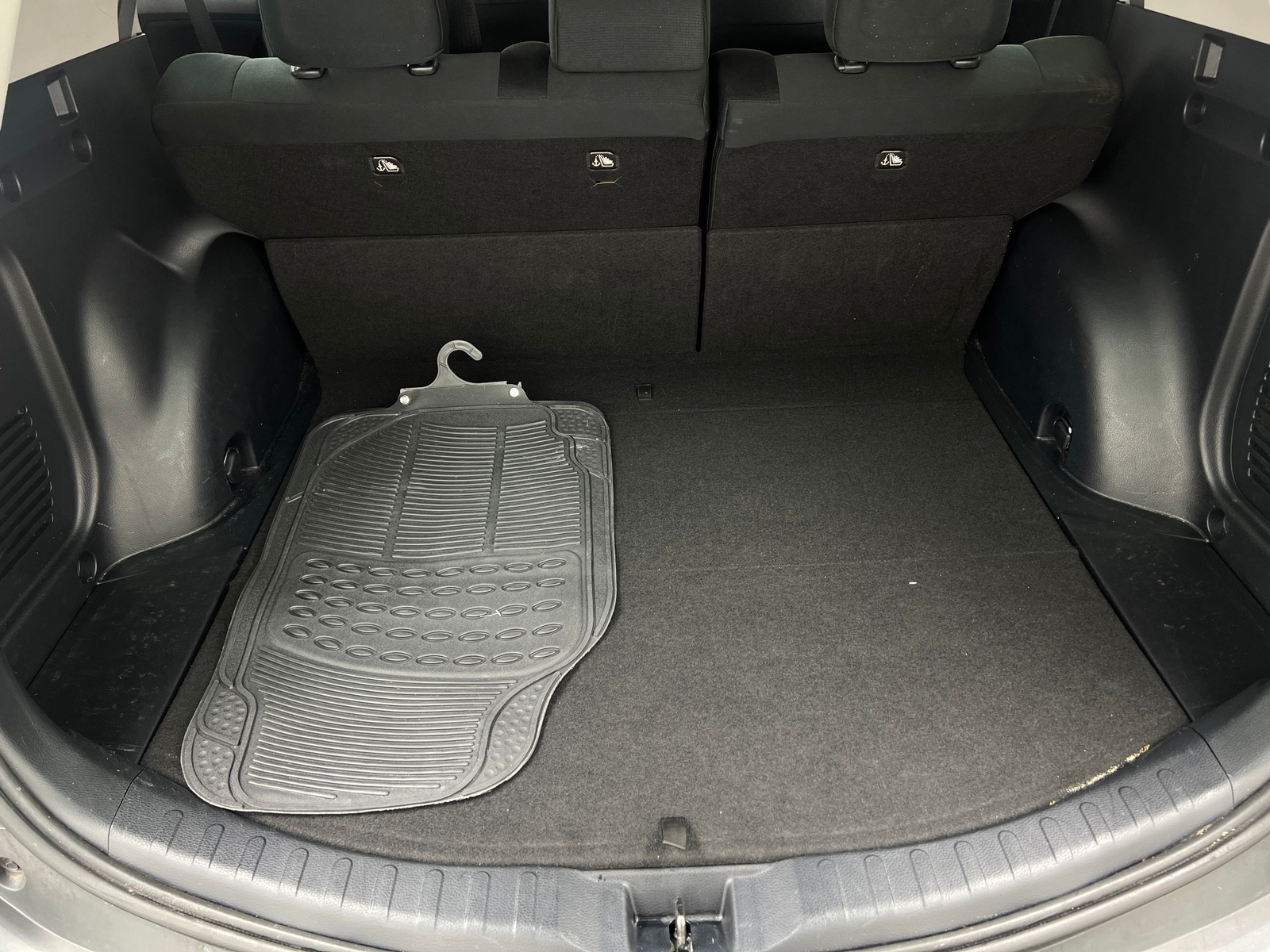 Thumbnail: 2013 Toyota RAV4 - 7