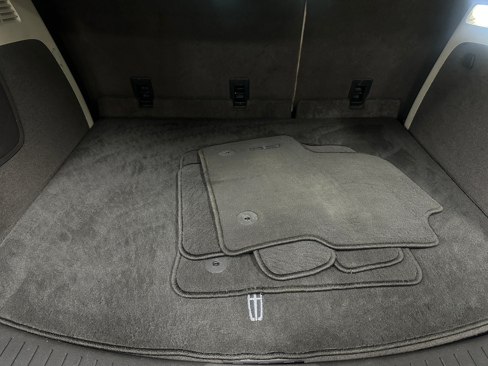 Thumbnail: 2018 Lincoln MKC - 6