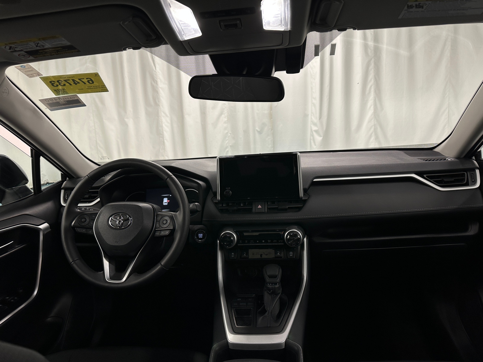 Thumbnail: 2025 Toyota RAV4 - 3