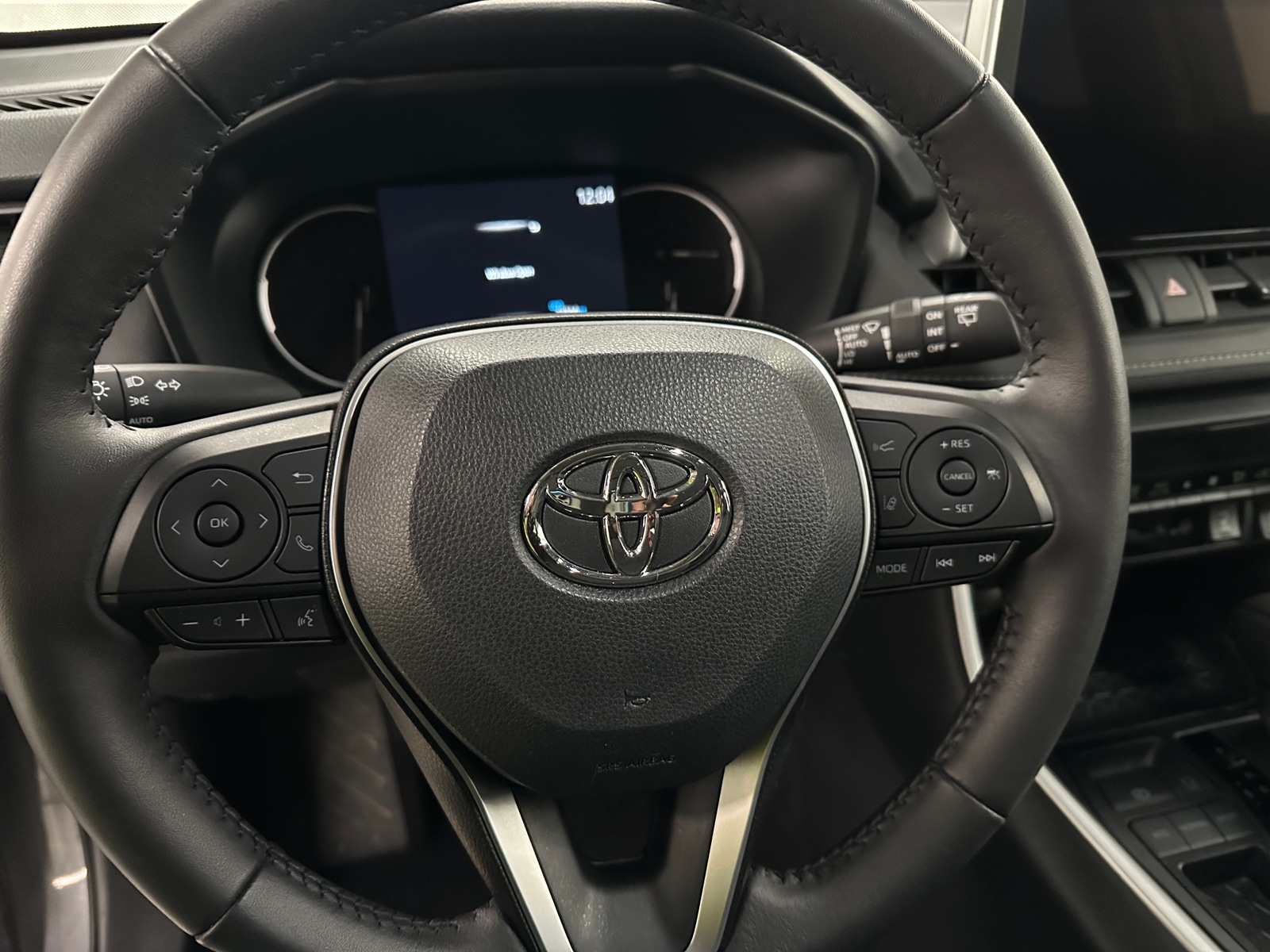 Thumbnail: 2025 Toyota RAV4 - 5