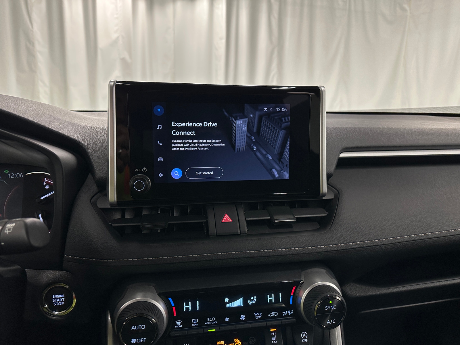 Thumbnail: 2025 Toyota RAV4 - 4