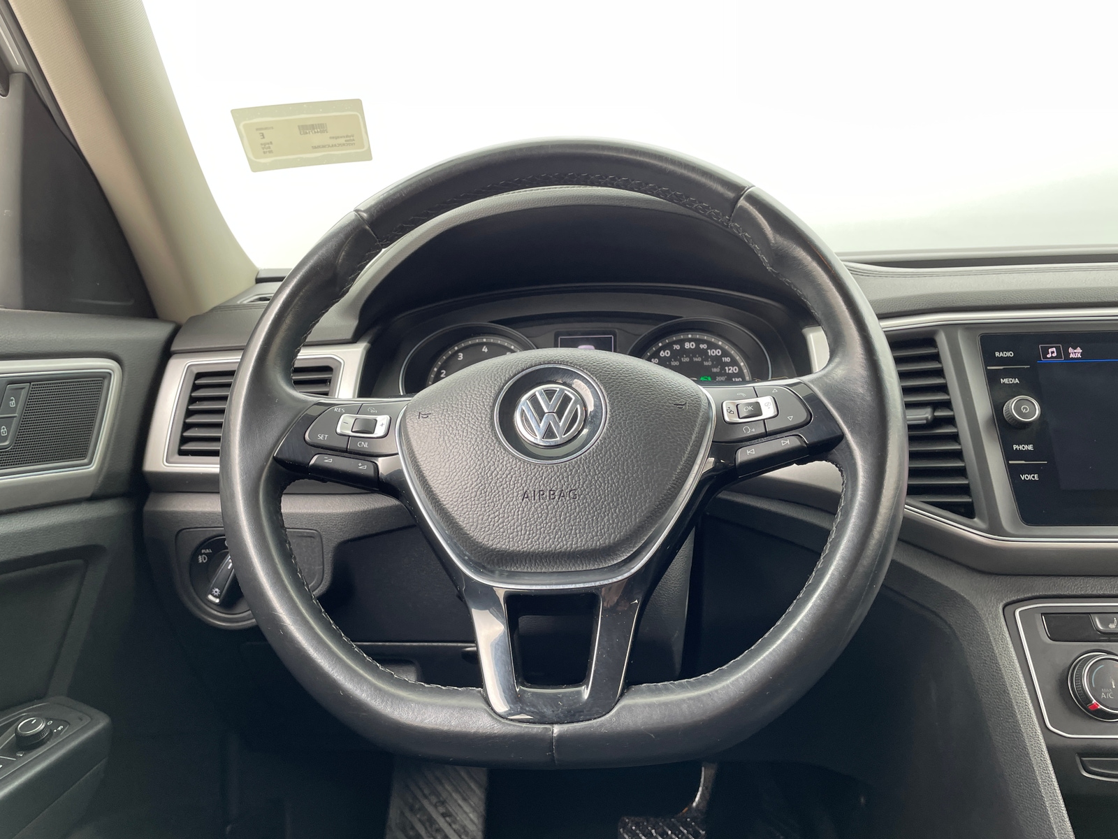 Thumbnail: 2018 Volkswagen Atlas - 4