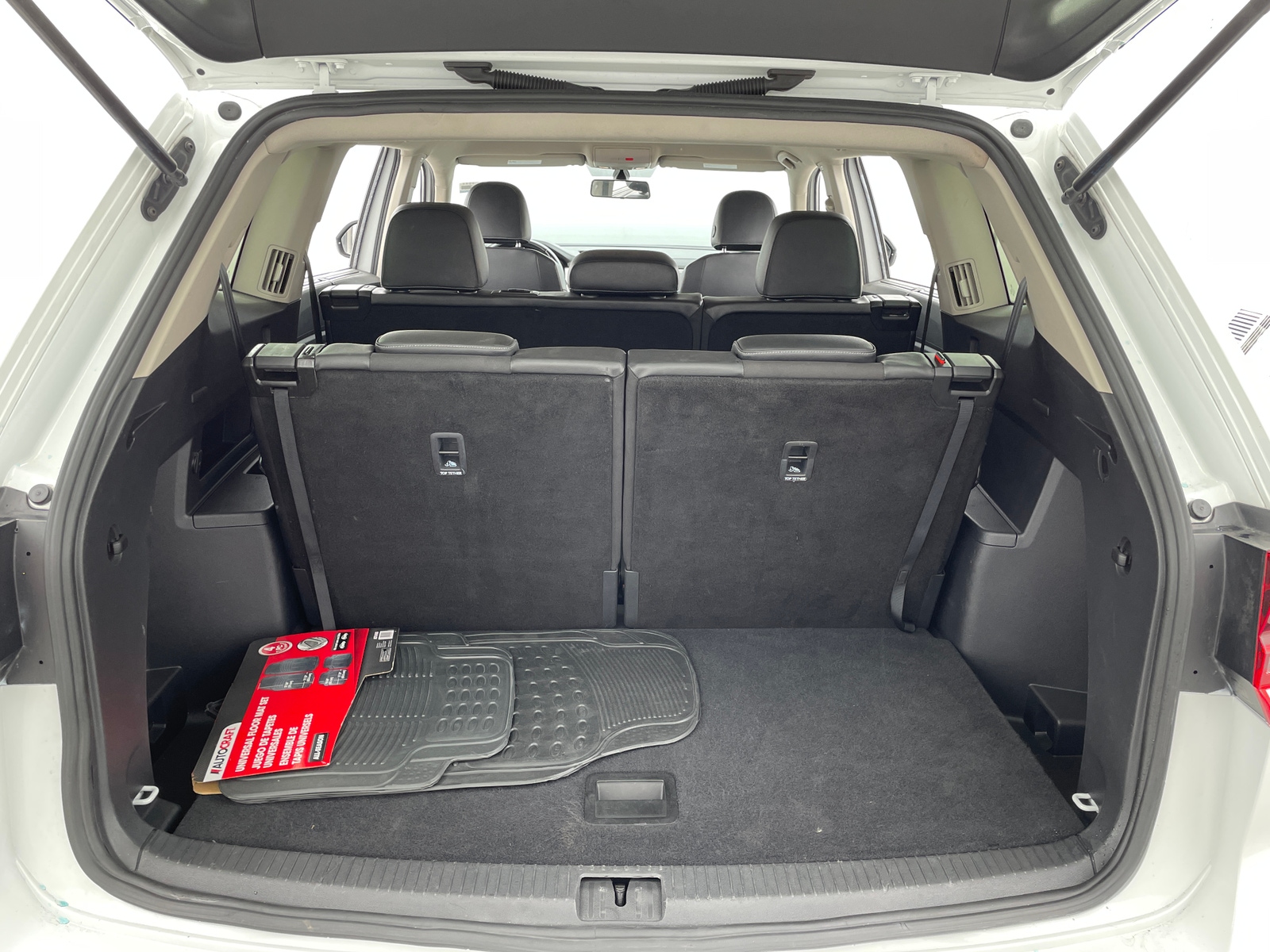 Thumbnail: 2018 Volkswagen Atlas - 6