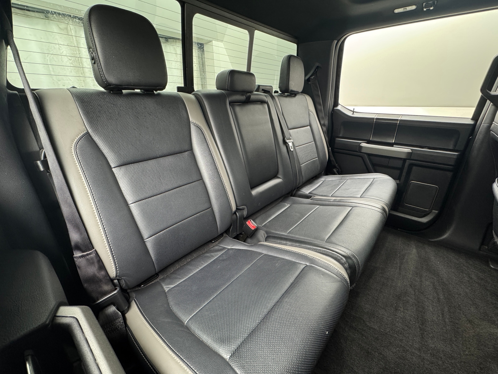 Thumbnail: 2017 Ford Econoline - 5