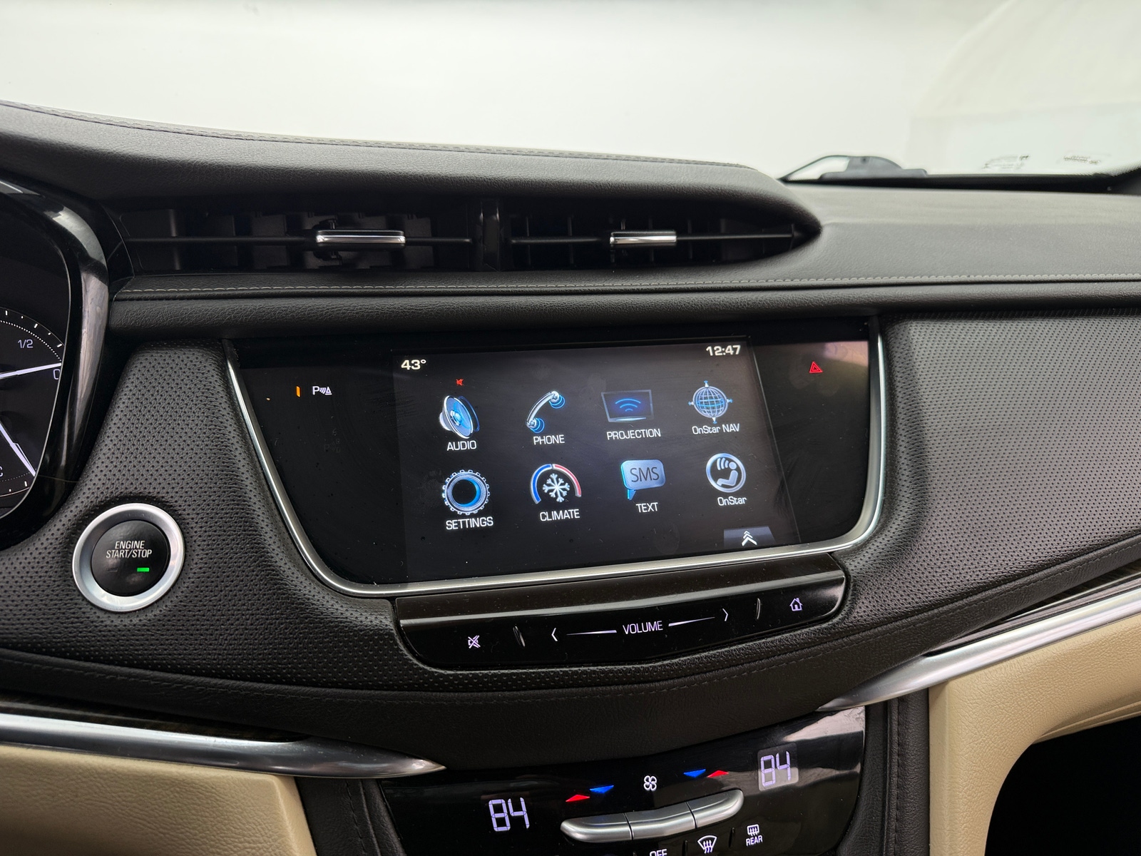 Thumbnail: 2017 Cadillac XT5 - 3