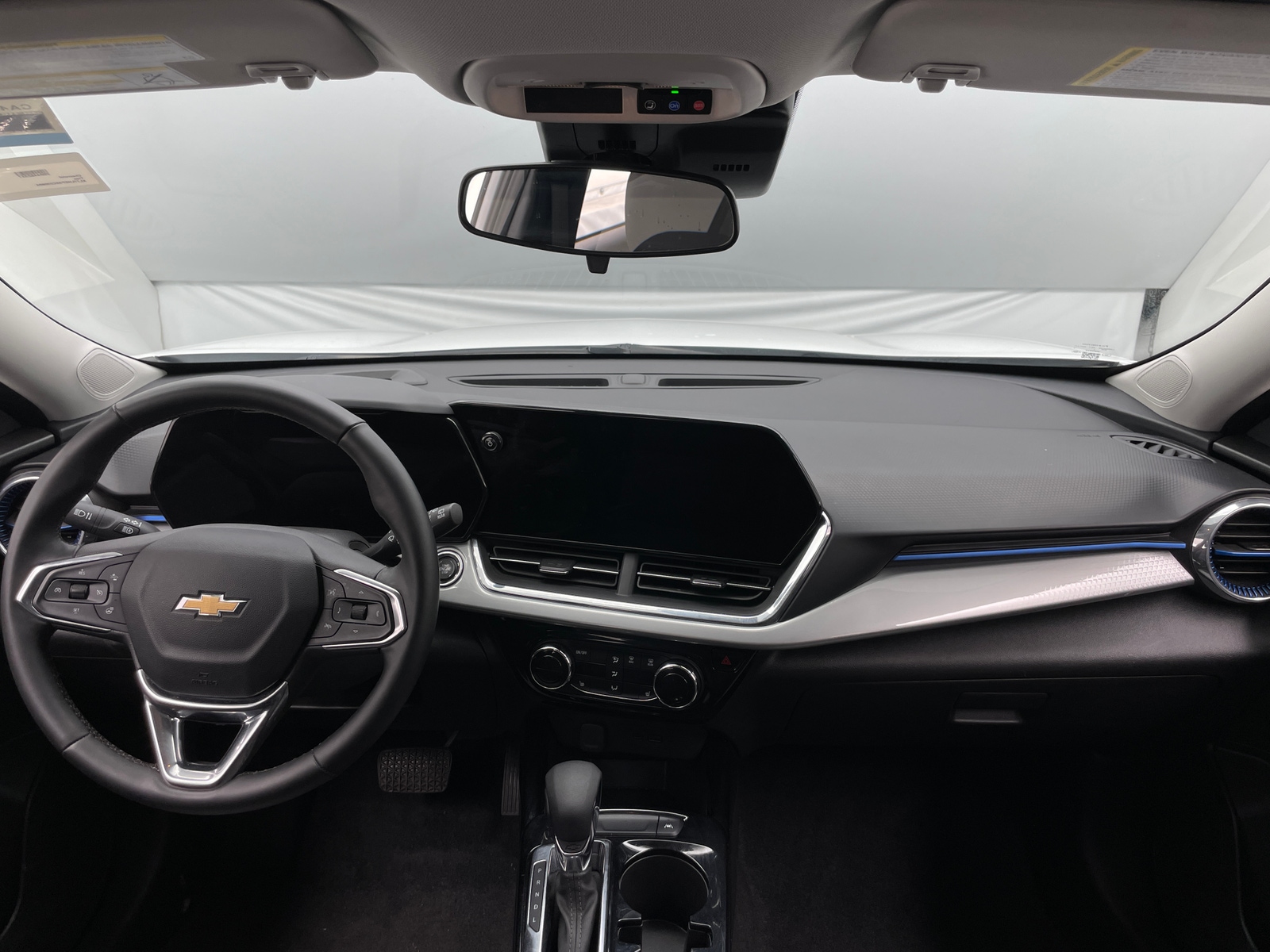 Thumbnail: 2025 Chevrolet Trax - 3