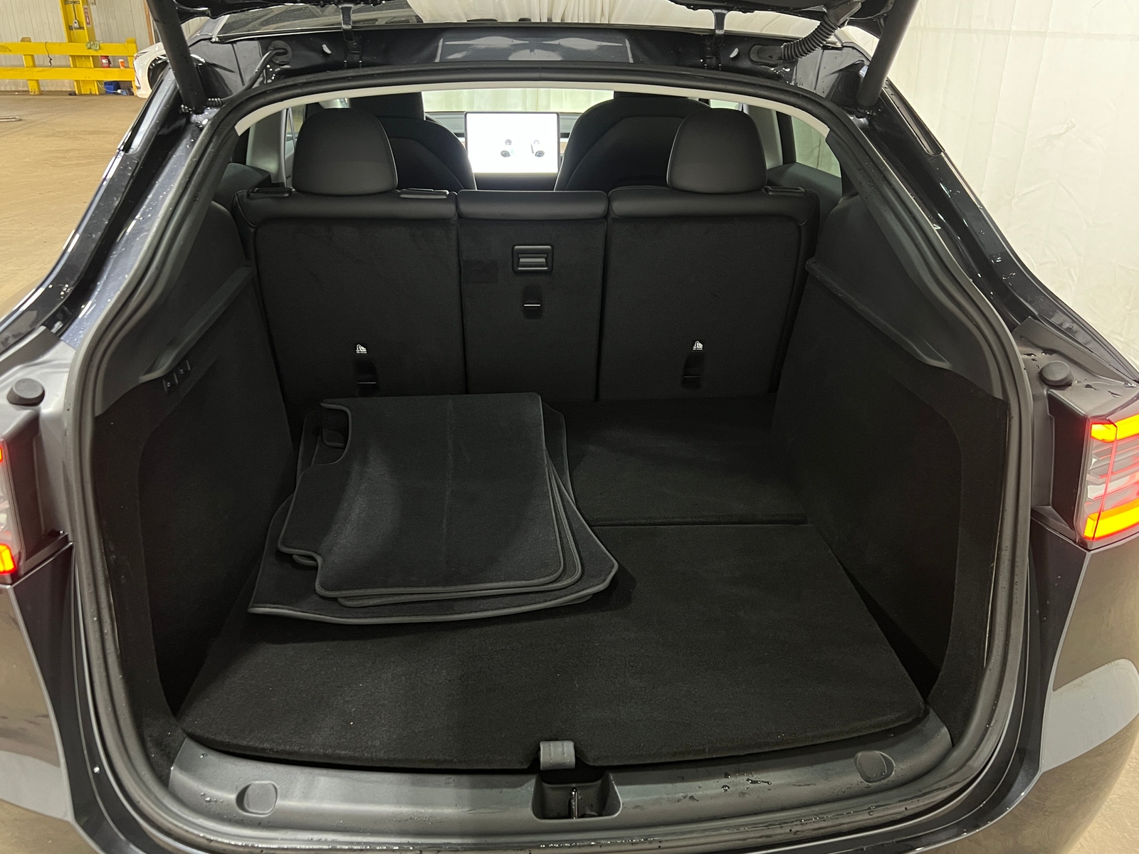 Thumbnail: 2024 Tesla Model Y - 6