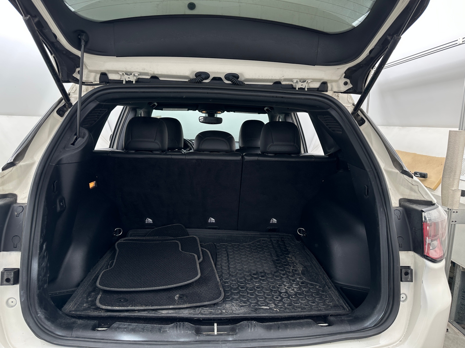 Thumbnail: 2021 Jeep Compass - 6