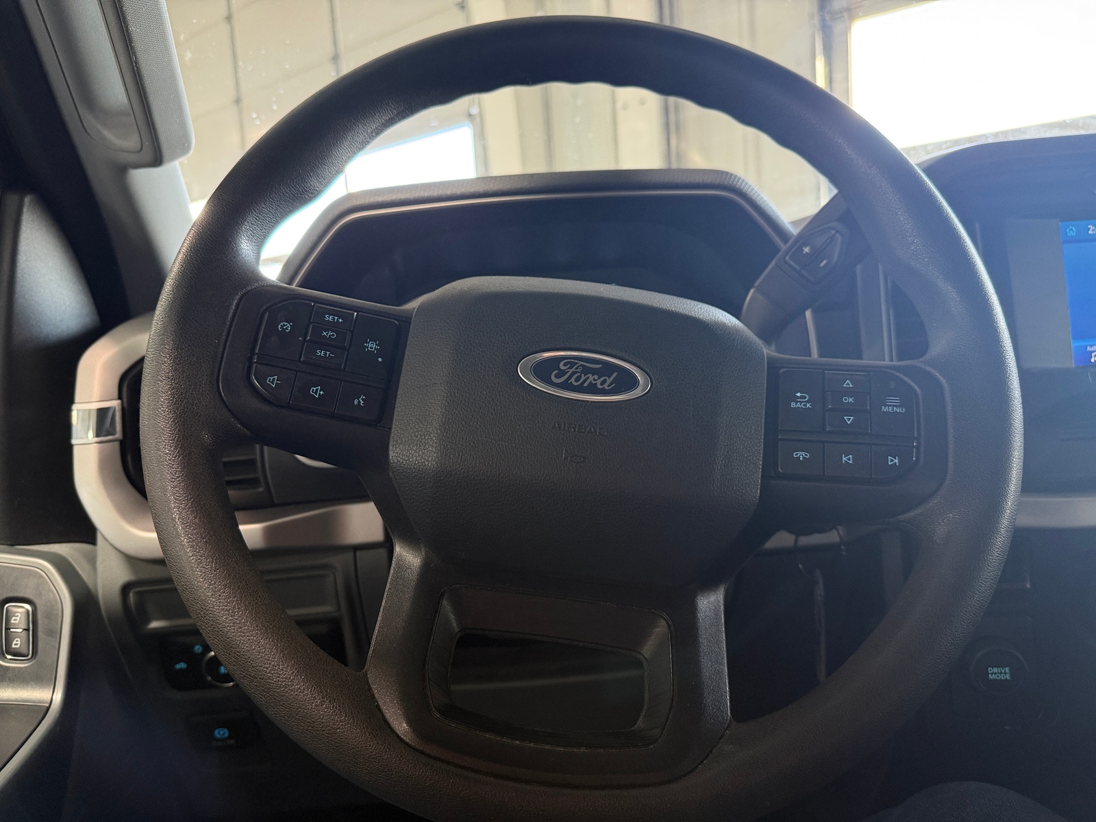 Thumbnail: 2023 Ford Econoline - 5