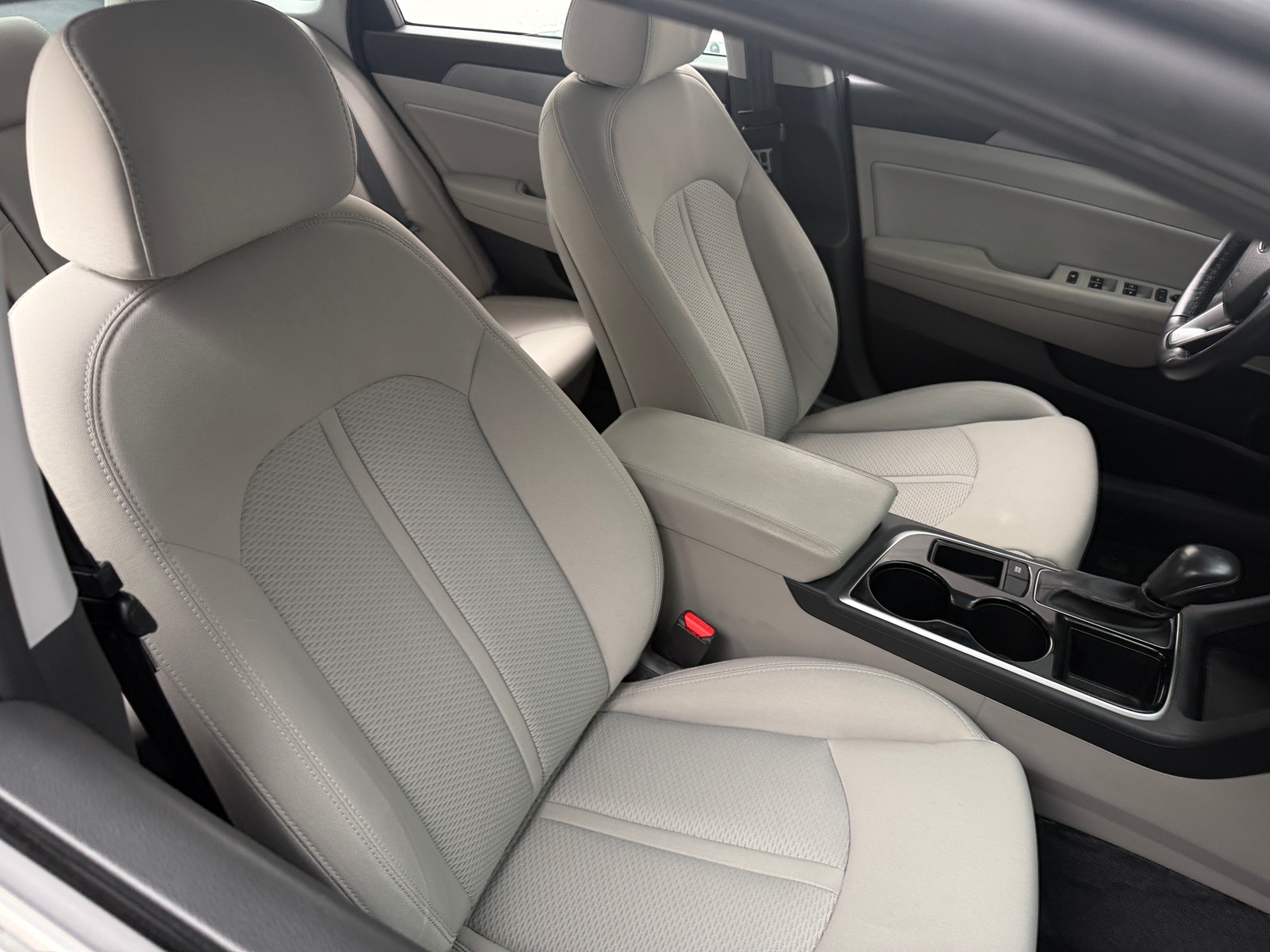 Thumbnail: 2018 Hyundai Sonata - 2