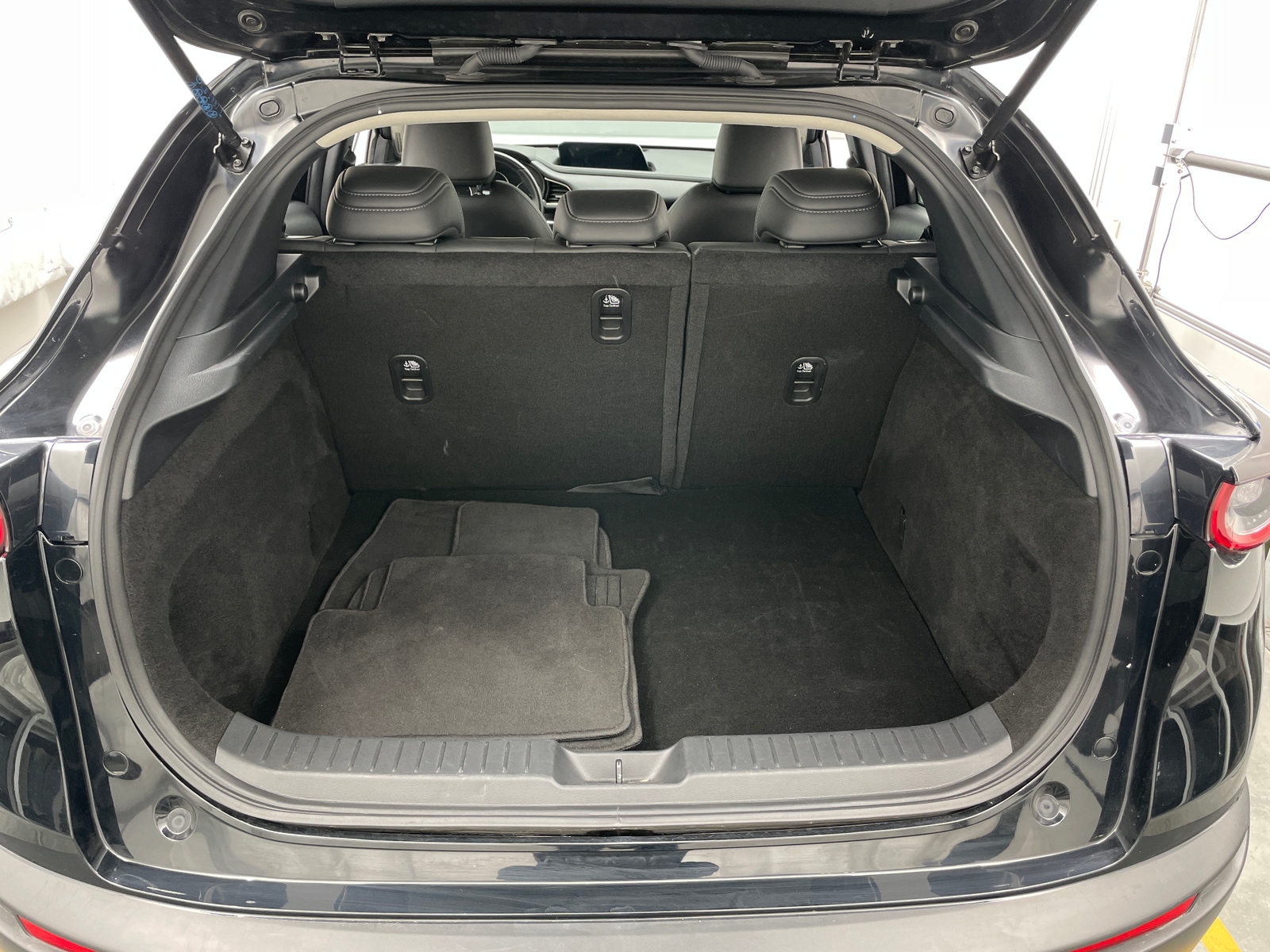 Thumbnail: 2025 Mazda CX-30 - 6