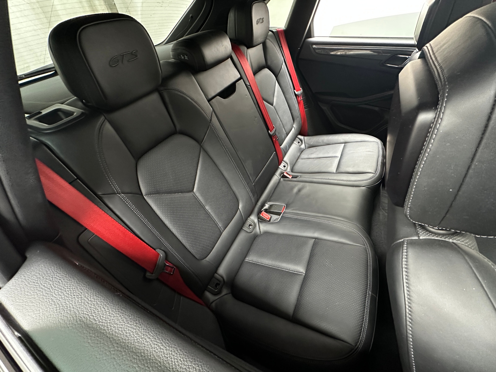 Thumbnail: 2017 Porsche Macan - 5