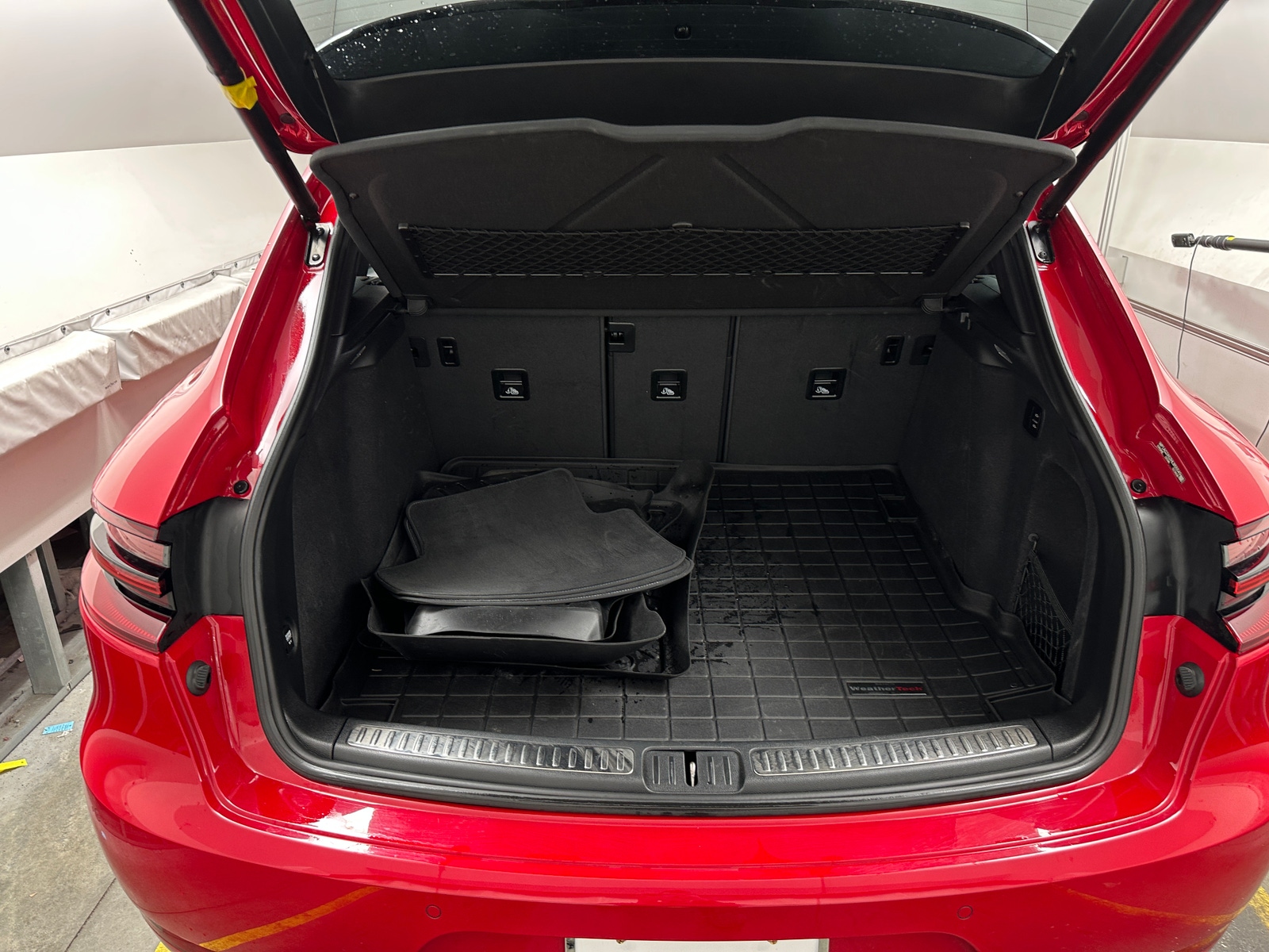 Thumbnail: 2017 Porsche Macan - 6