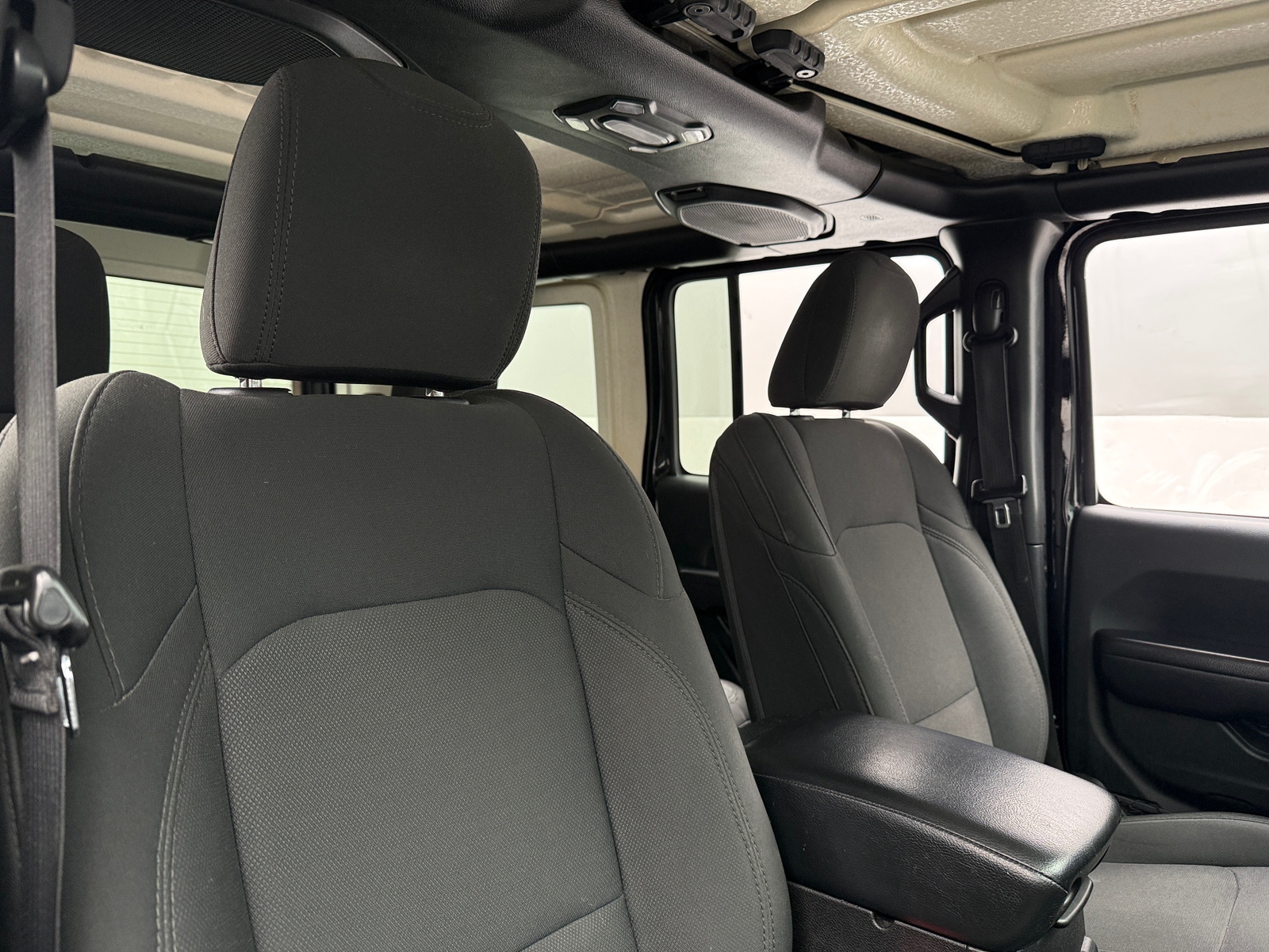 Thumbnail: 2018 Jeep Wrangler - 2