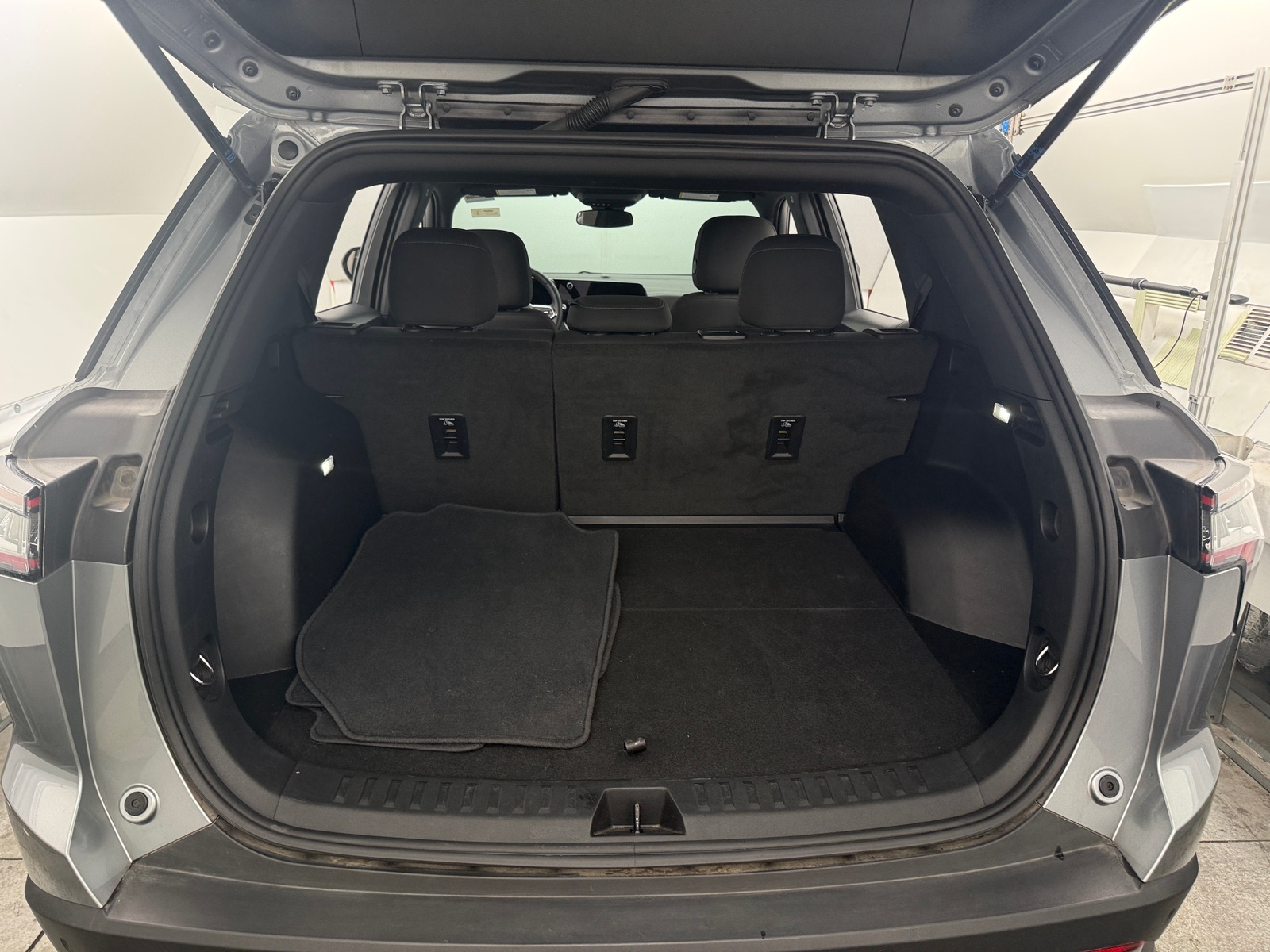 Thumbnail: 2025 Chevrolet Equinox - 7