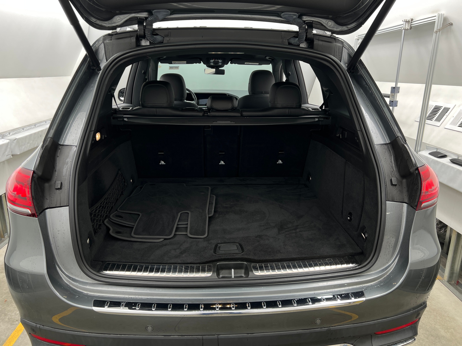 Thumbnail: 2023 Mercedes-Benz GLE - 7