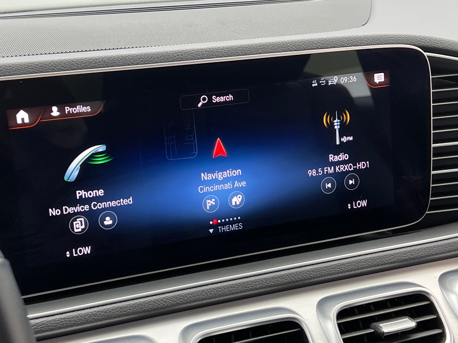 Thumbnail: 2023 Mercedes-Benz GLE - 4