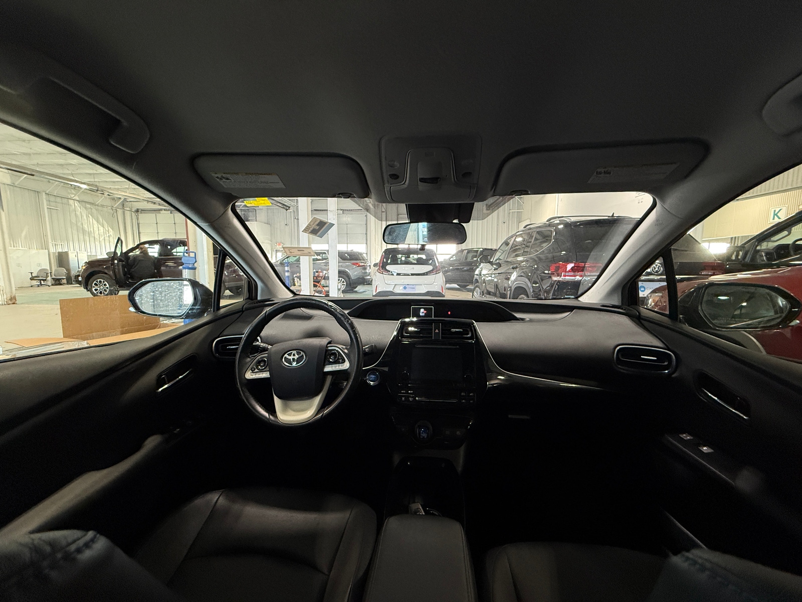 Thumbnail: 2017 Toyota Prius - 3