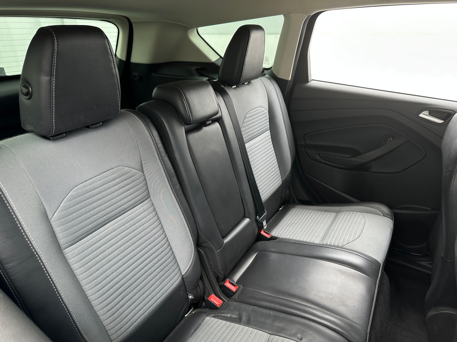 Thumbnail: 2019 Ford Escape - 6