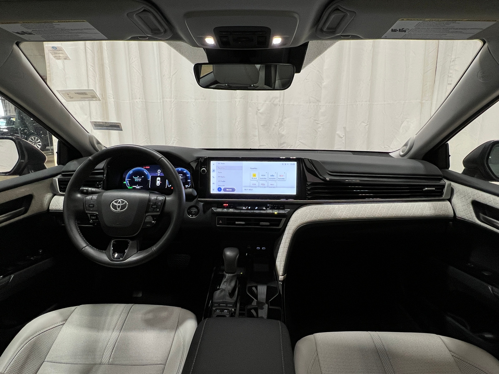 Thumbnail: 2025 Toyota Camry - 2