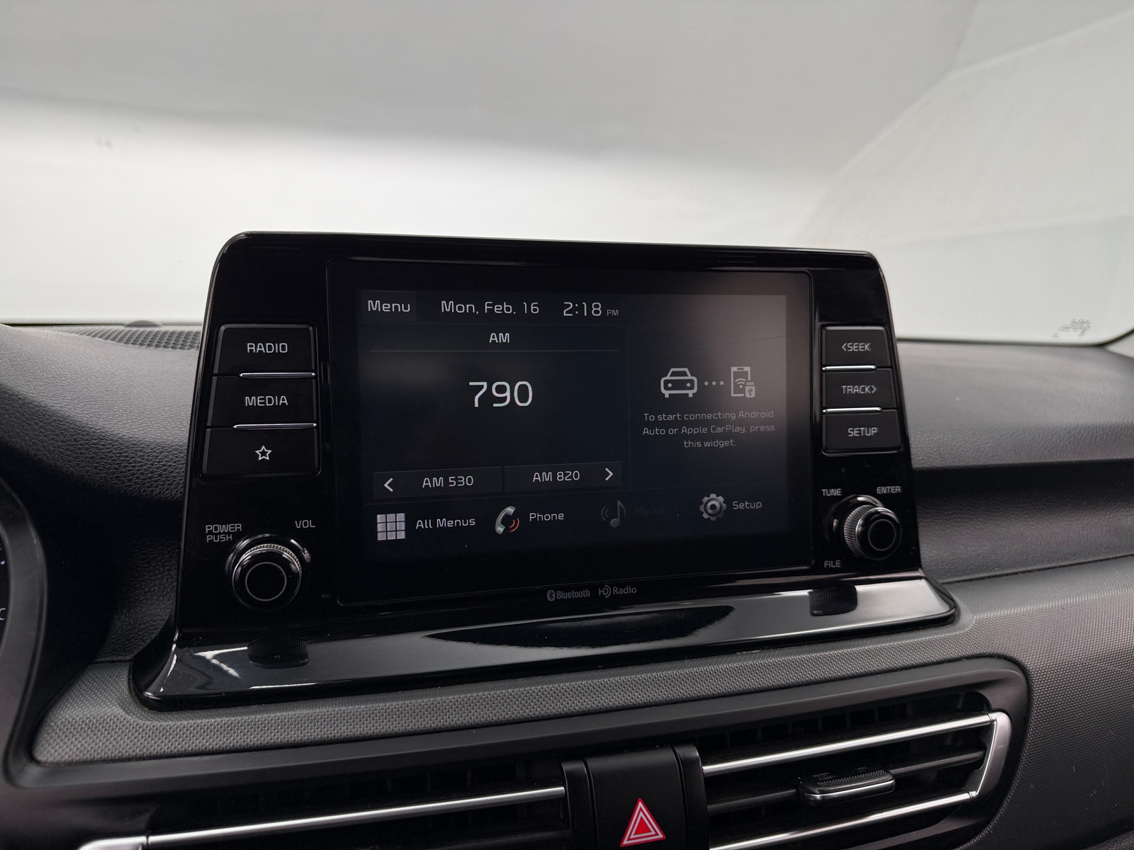 Thumbnail: 2023 Kia Seltos - 4