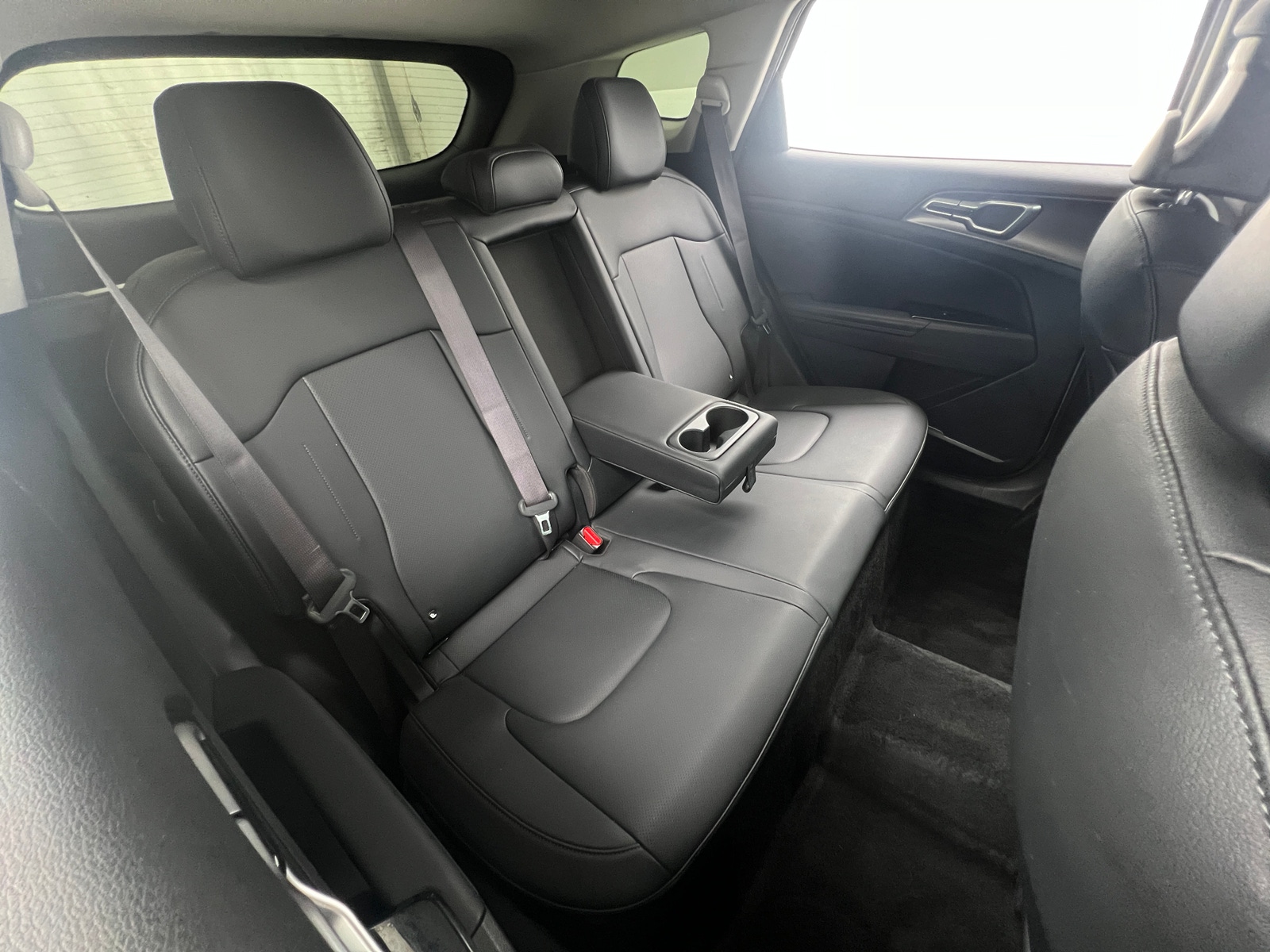 Thumbnail: 2023 Kia Sportage - 5