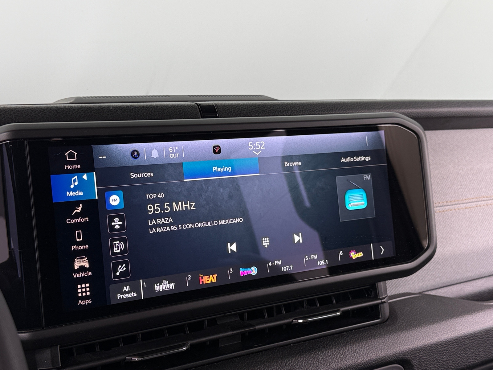 Thumbnail: 2025 Jeep Wrangler - 4