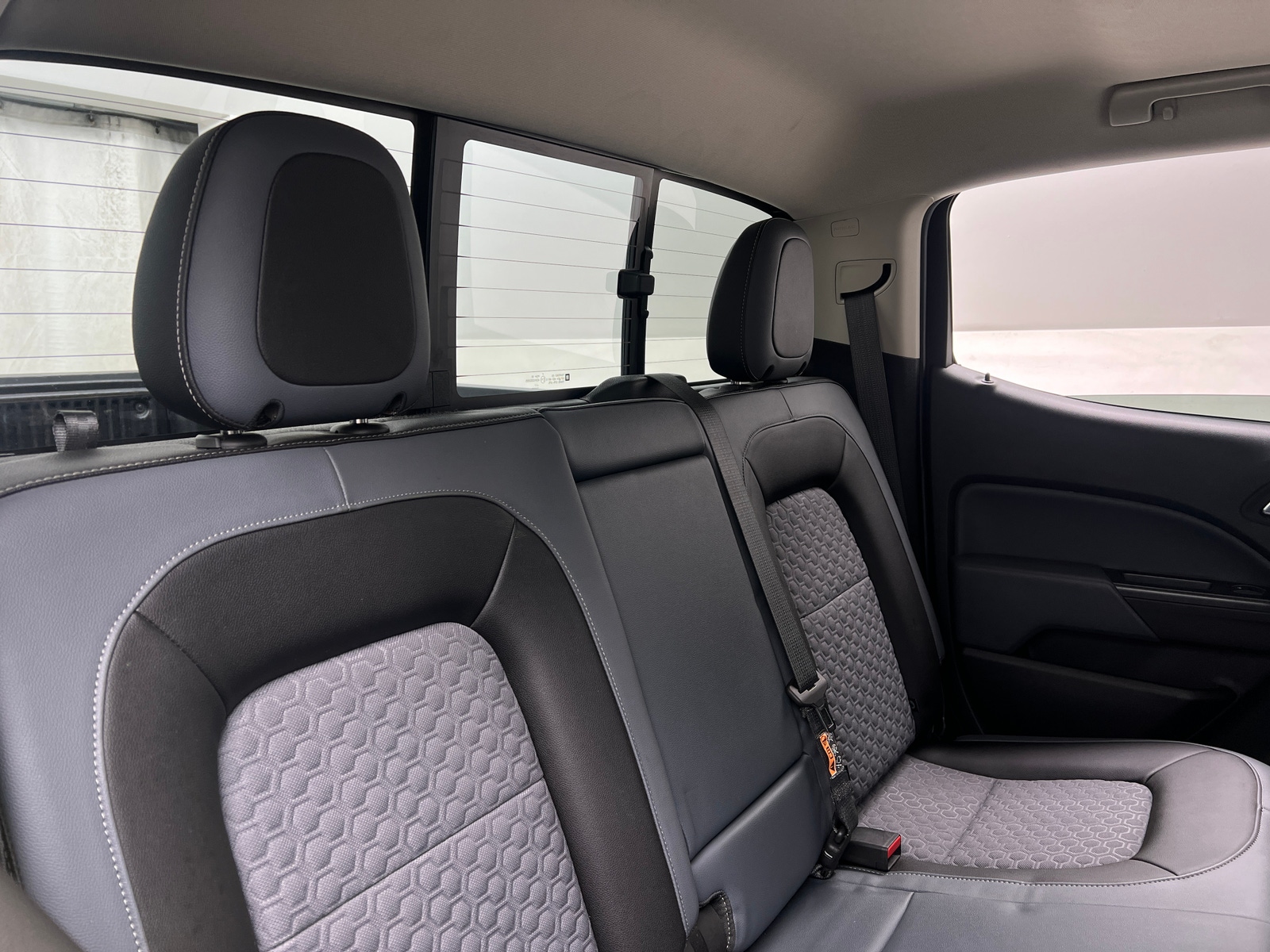 Thumbnail: 2017 Chevrolet Colorado - 6