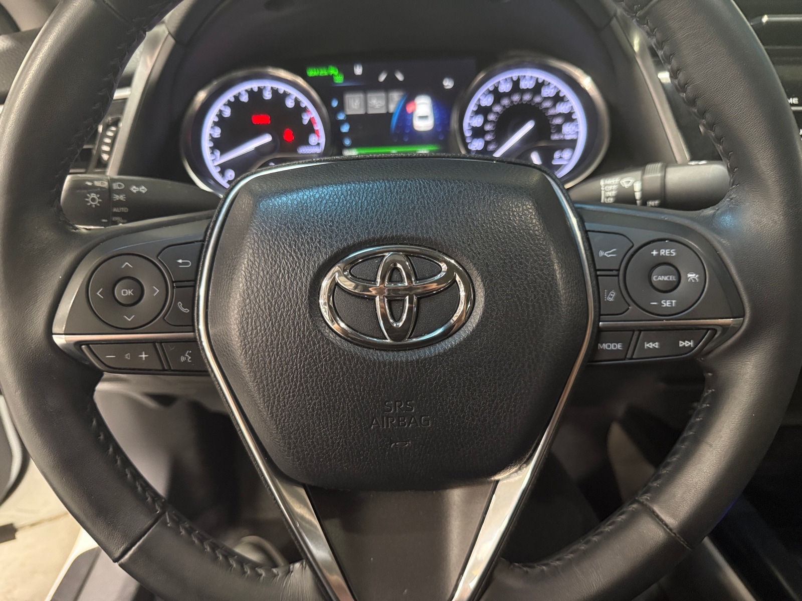 Thumbnail: 2018 Toyota Camry - 5