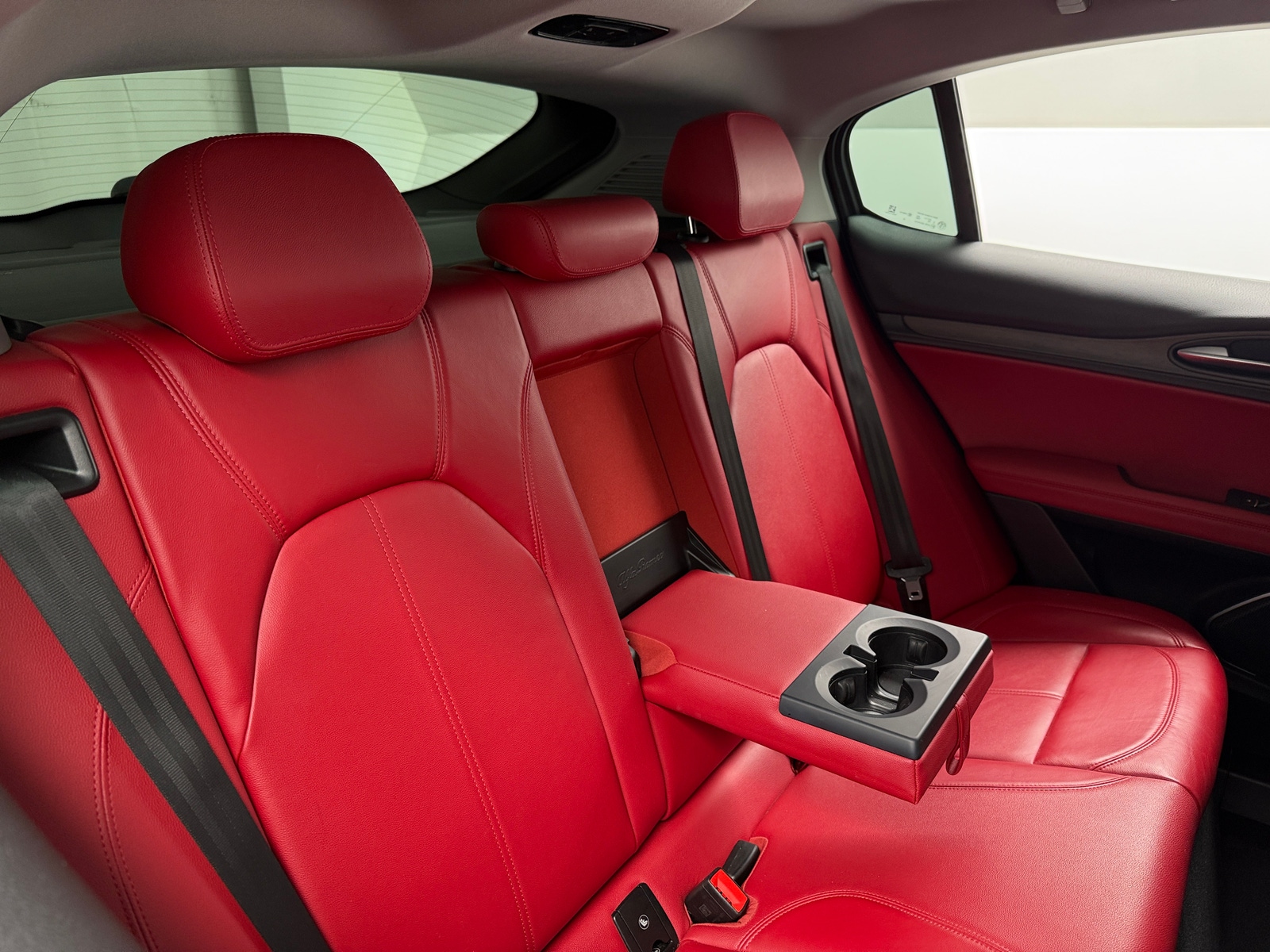 Thumbnail: 2021 Alfa Romeo Stelvio - 5