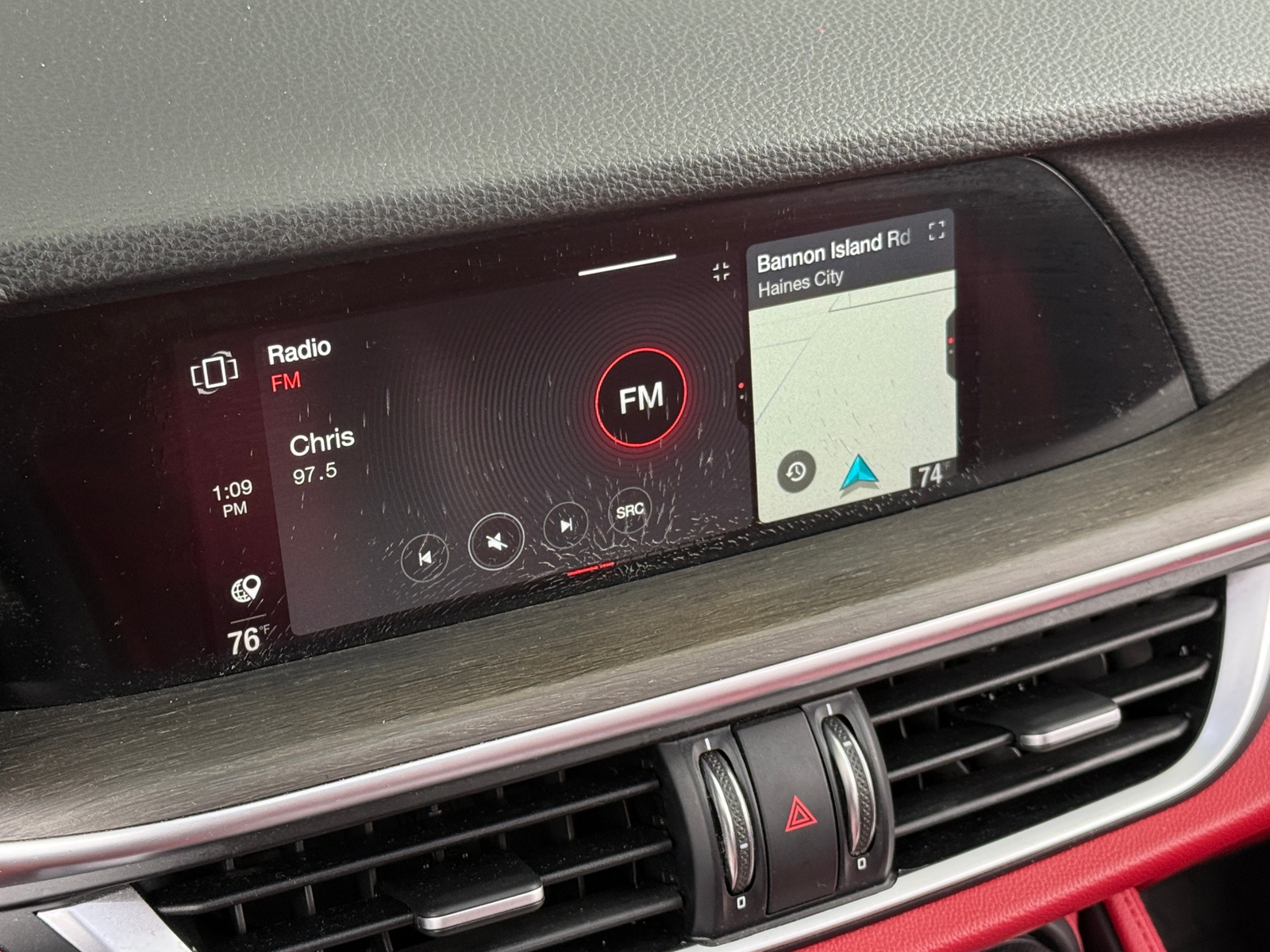 Thumbnail: 2021 Alfa Romeo Stelvio - 3