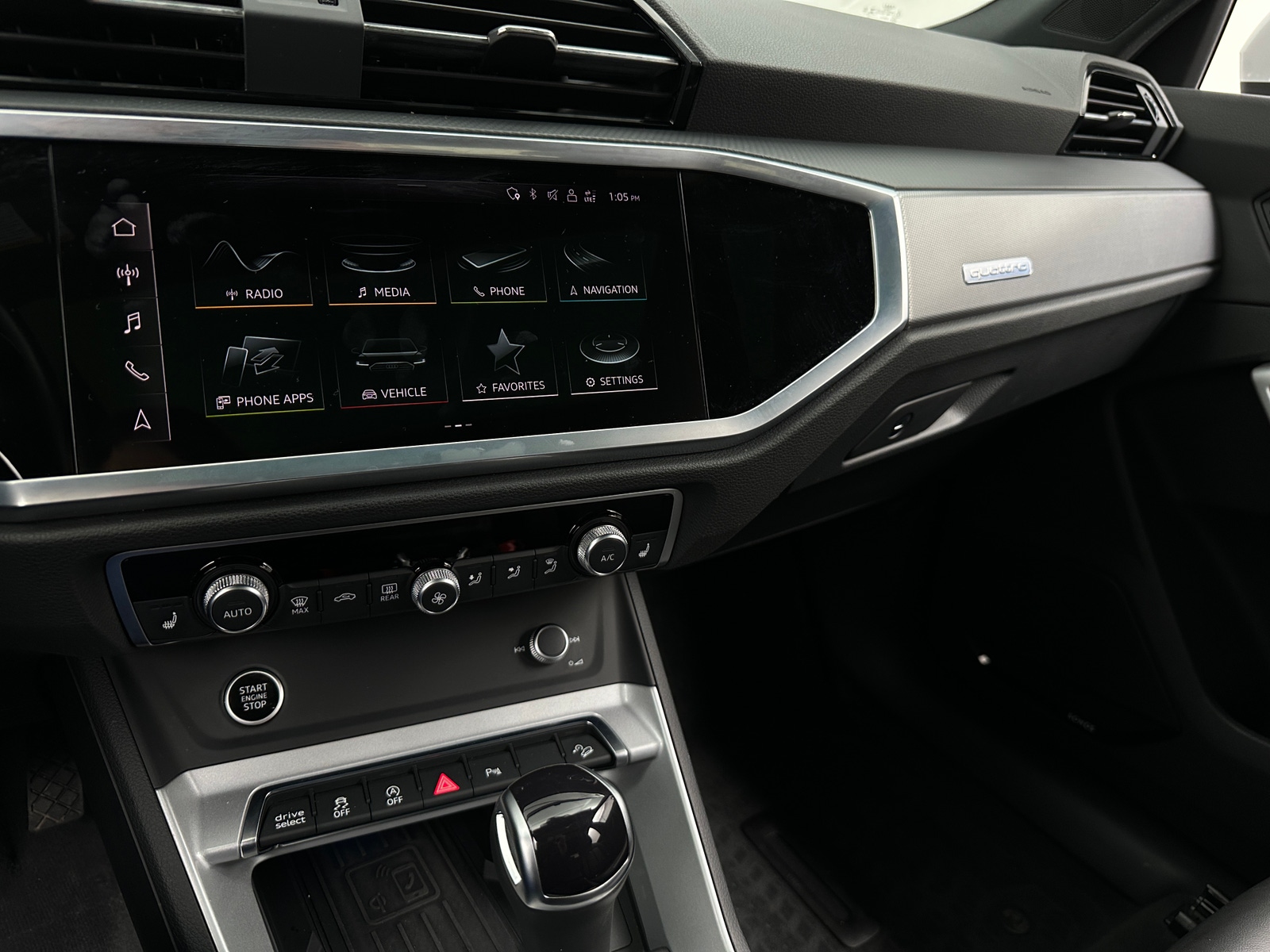 Thumbnail: 2023 Audi Q3 - 3