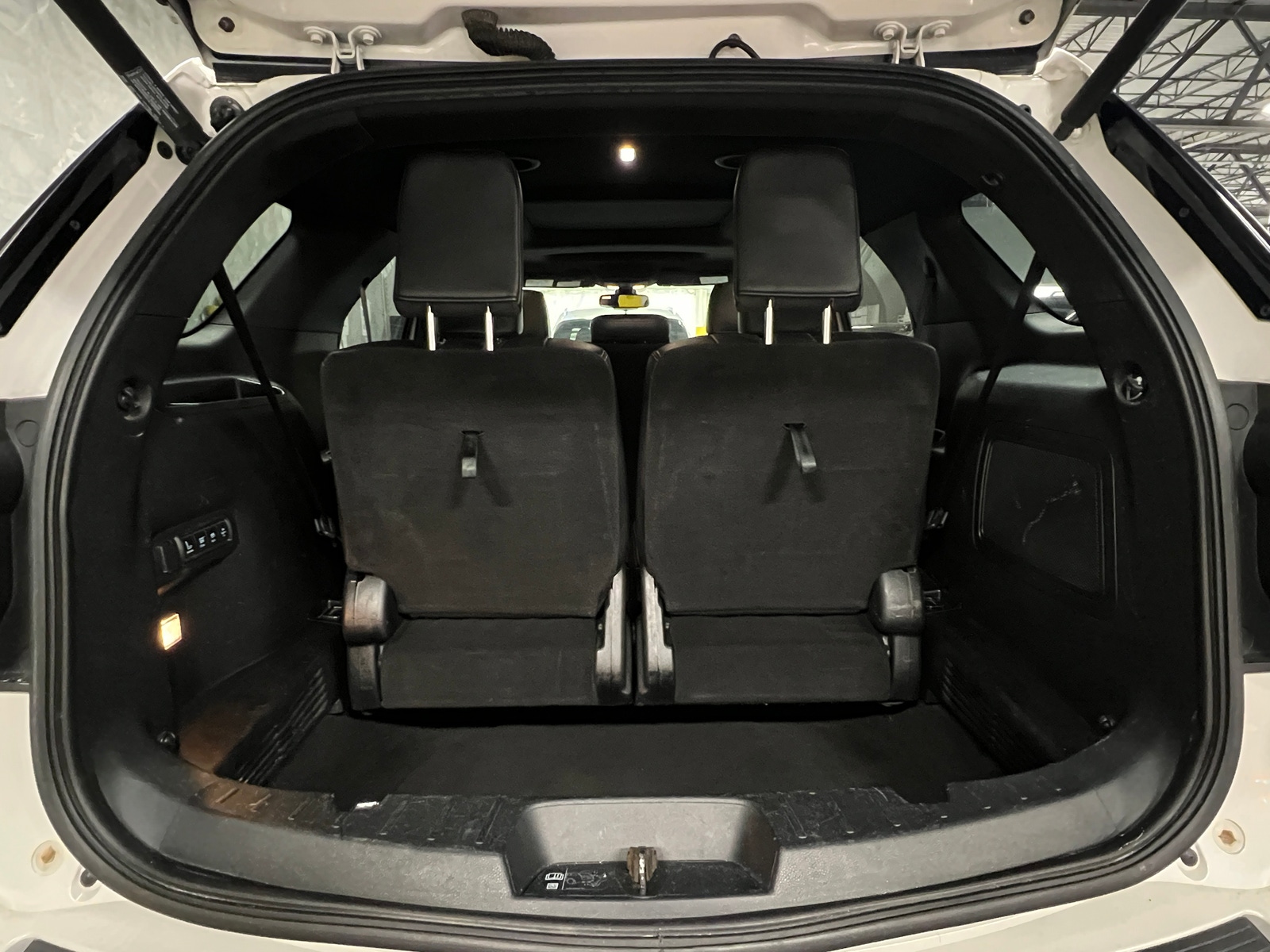 Thumbnail: 2019 Ford Explorer - 6